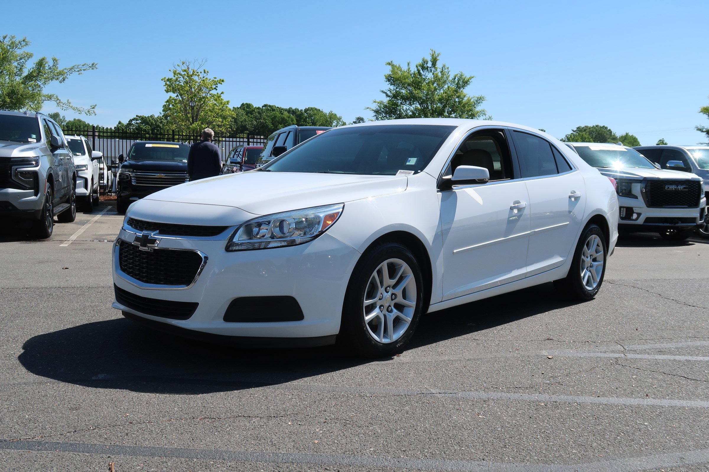 2015 Chevrolet Malibu LT photo 4