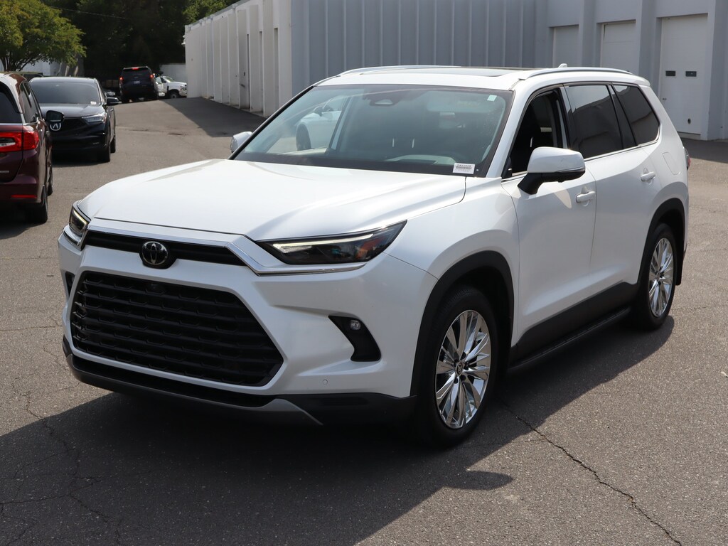 Used 2024 Toyota Grand Highlander Platinum SUV