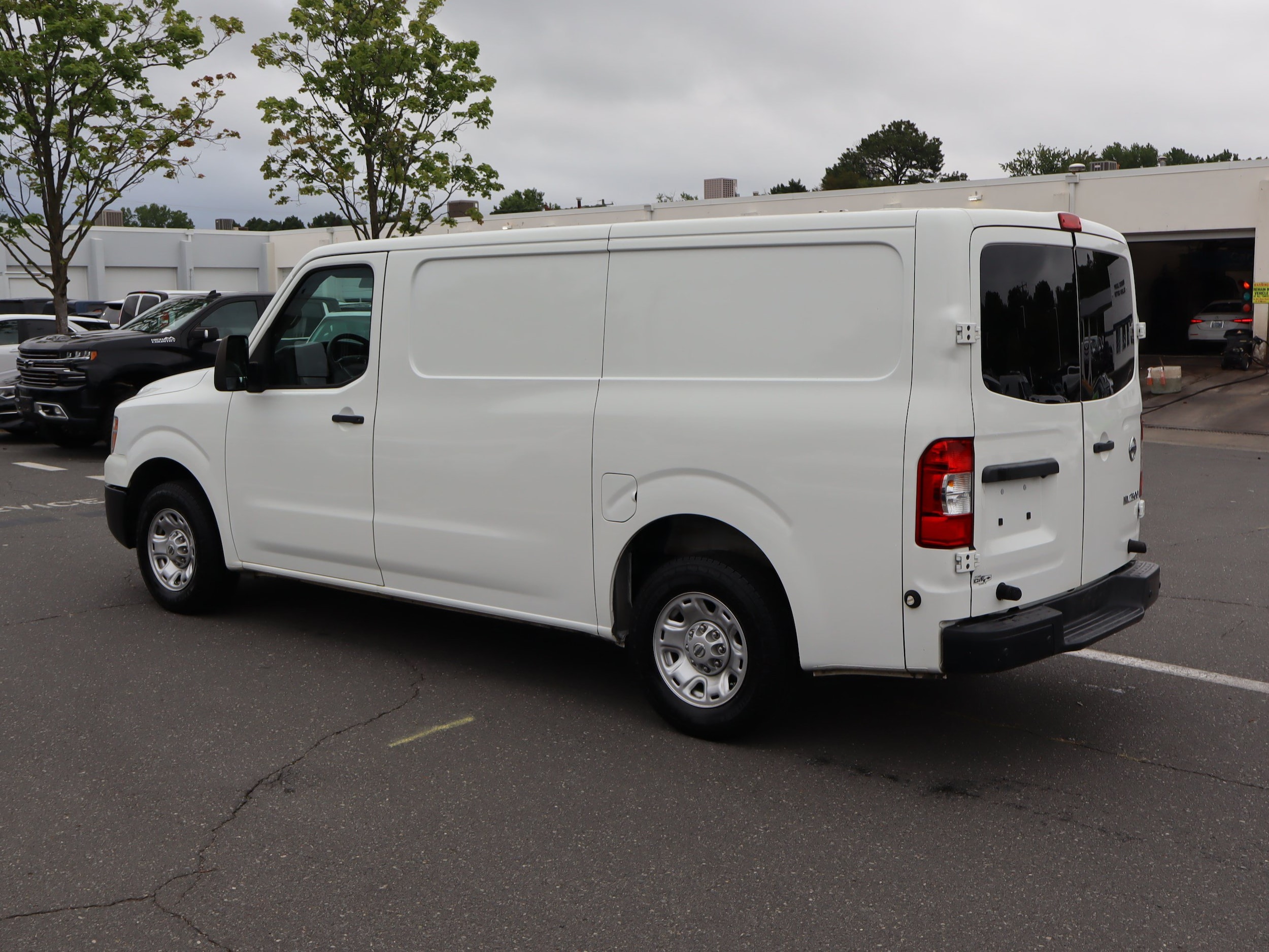 Nissan NV Cargo SV