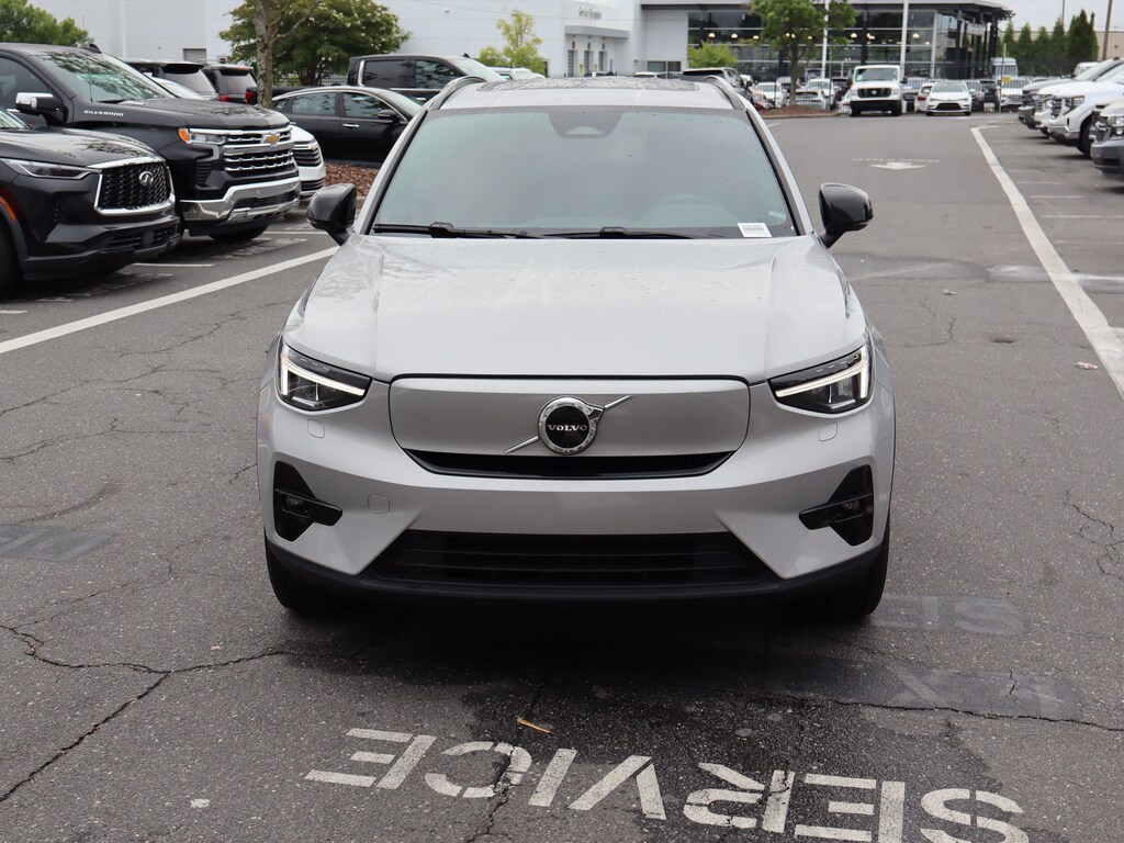 Used 2023 Volvo XC40 Recharge Pure Electric Ultimate SUV