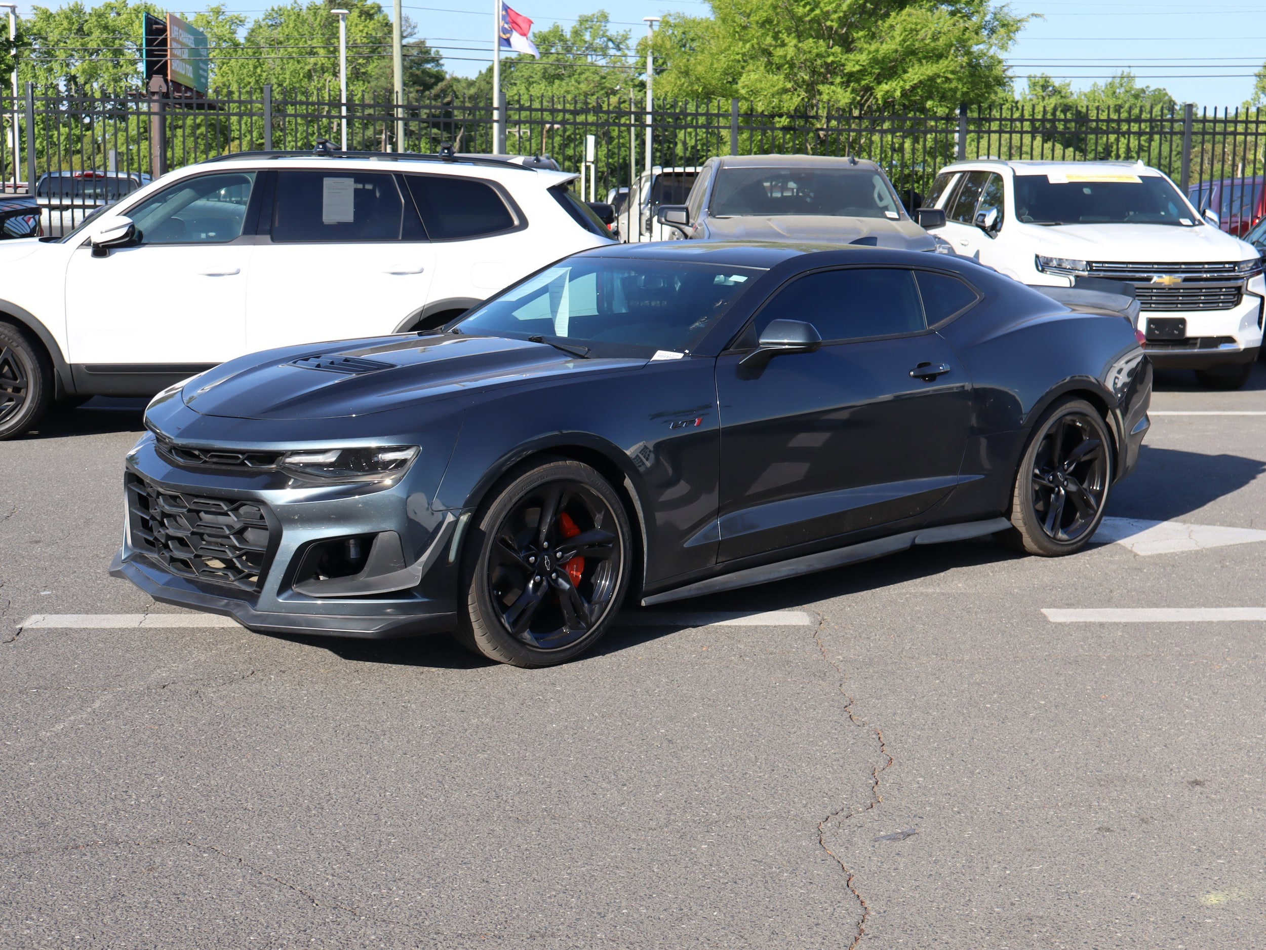 2021 Chevrolet Camaro LT1 photo 4