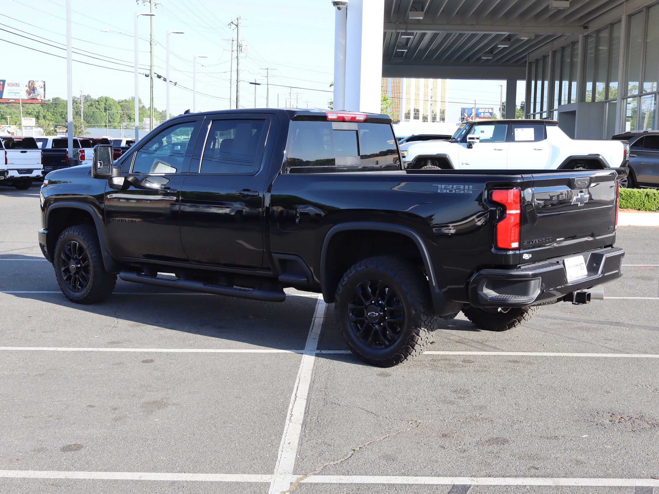 2025 Chevrolet Silverado 2500HD LTZ photo 5