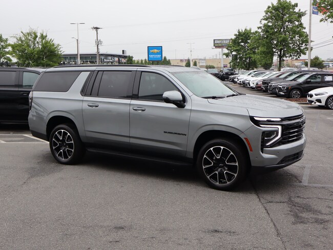 2025 Chevrolet Suburban RST SUV