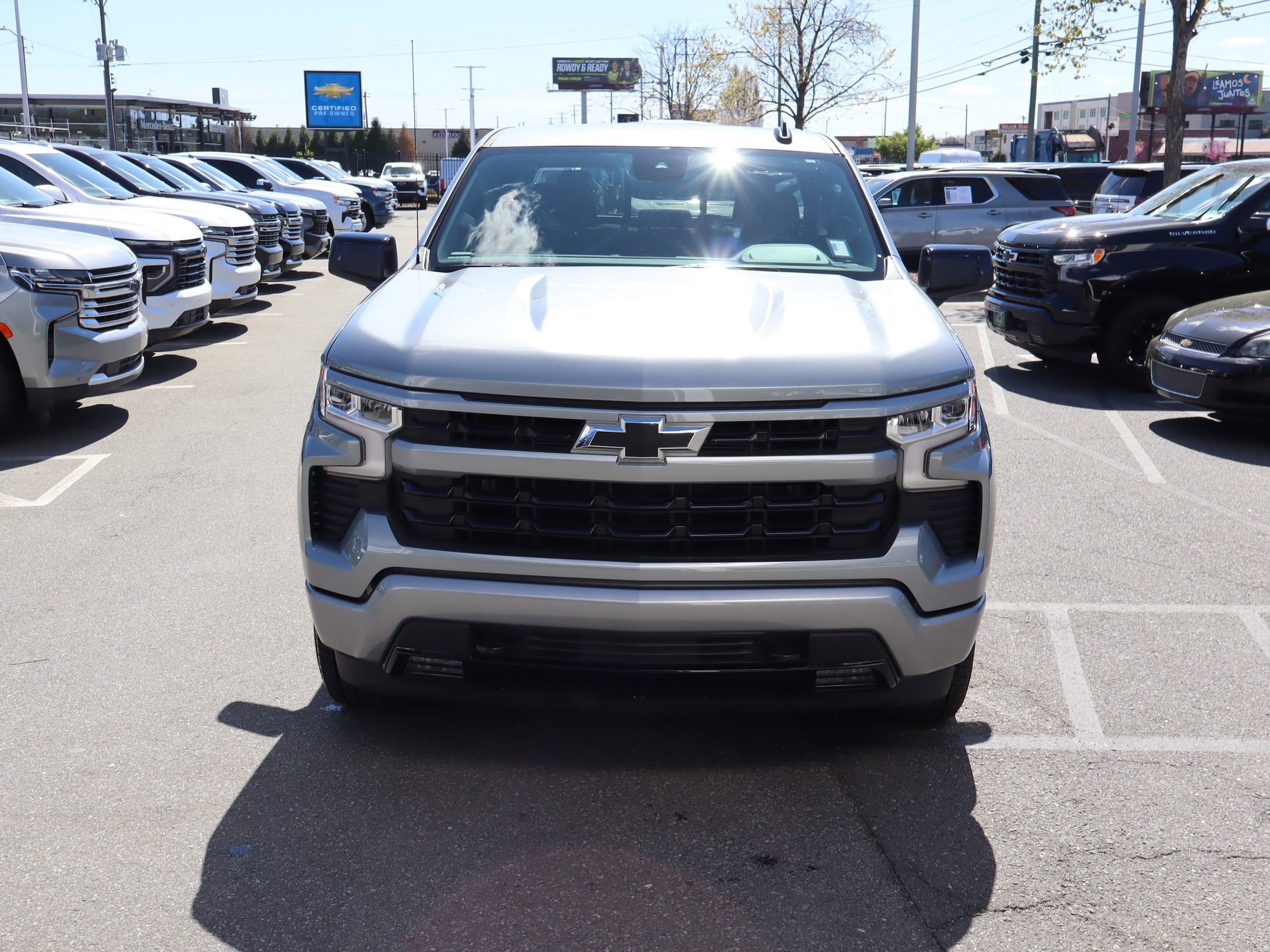 2024 Chevrolet Silverado 1500 RST photo 2