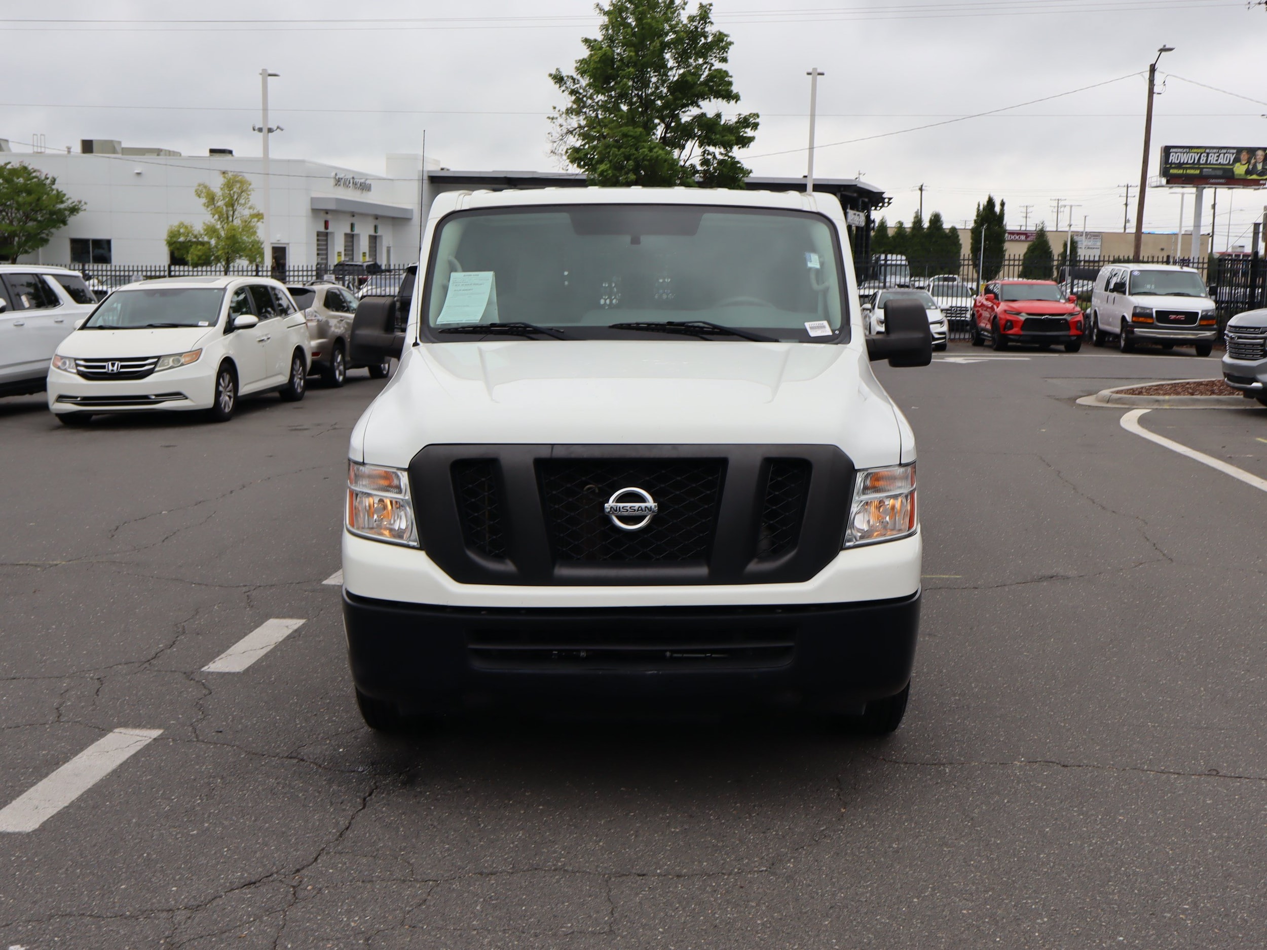 Nissan NV Cargo SV