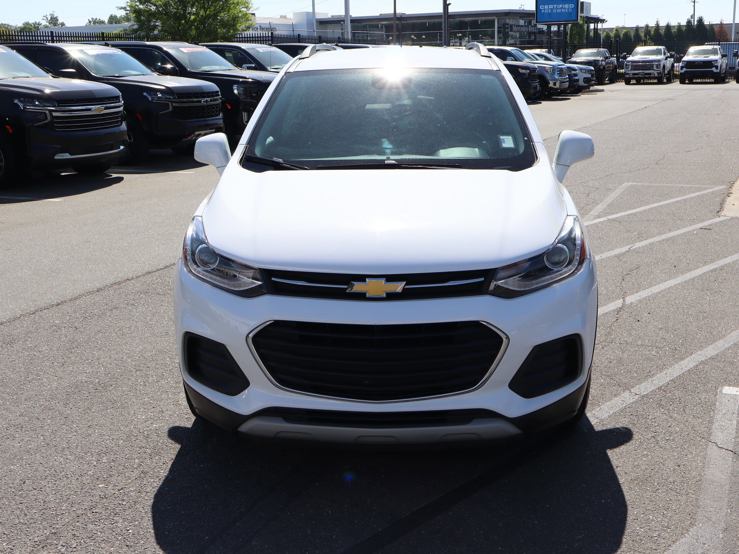 2018 Chevrolet Trax LT photo 2