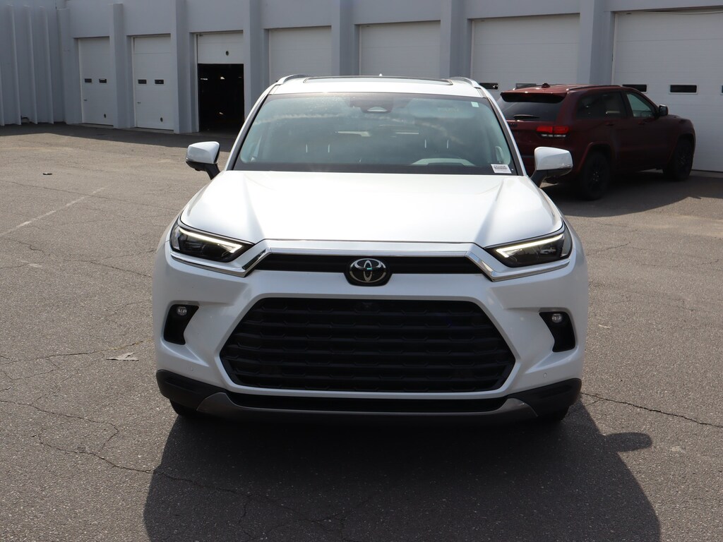Used 2024 Toyota Grand Highlander Platinum SUV