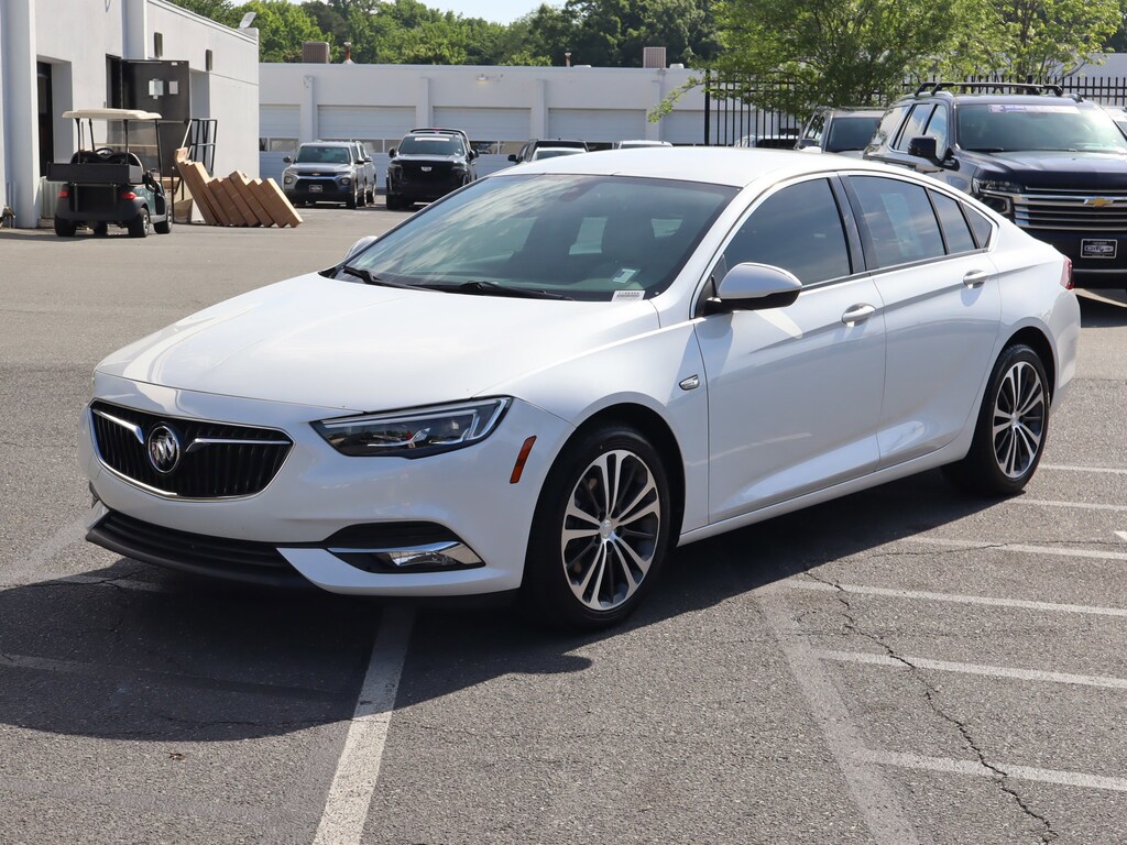 Used 2019 Buick Regal Sportback Essence Hatchback