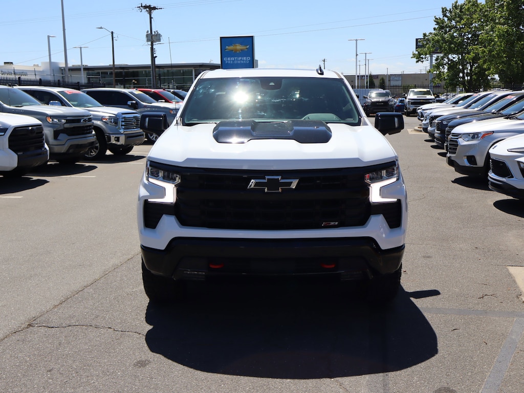Used 2024 Chevrolet Silverado 1500 LT Trail Boss Pickup