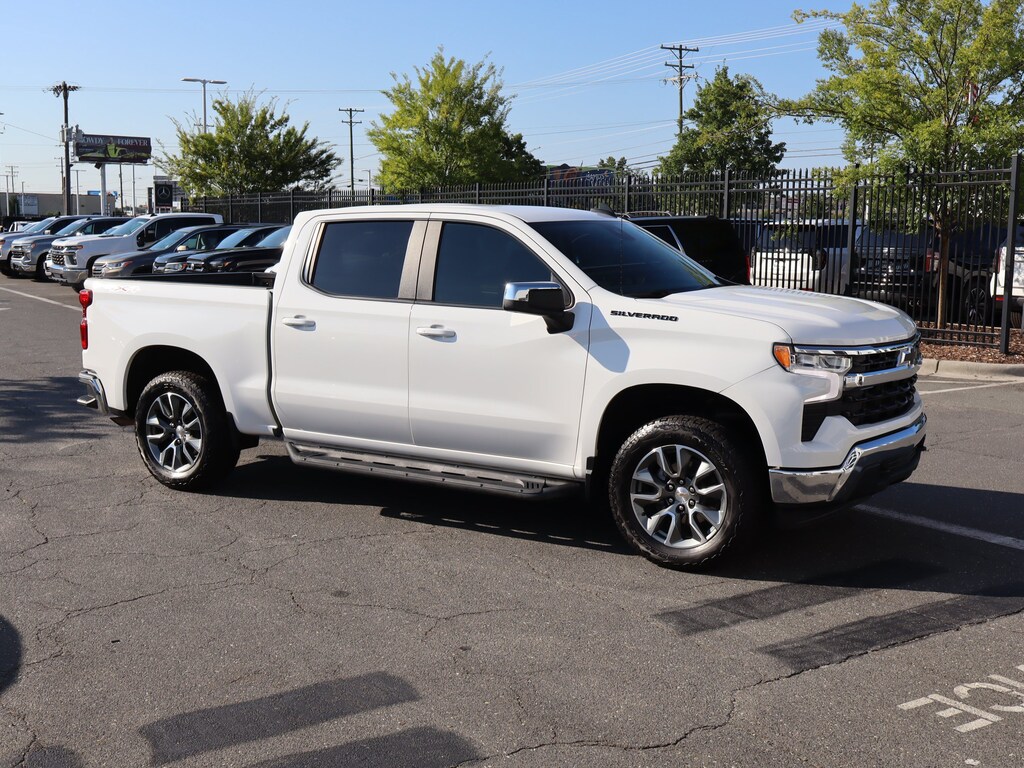 Used 2023 Chevrolet Silverado 1500 LT Pickup