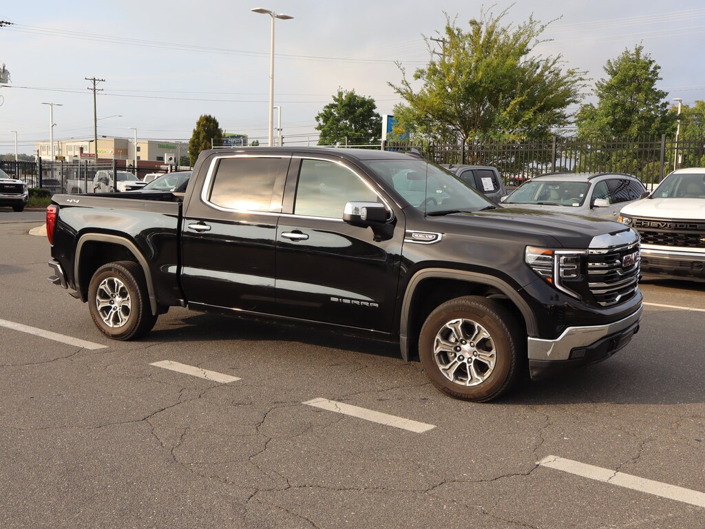 Used 2025 GMC Sierra 1500 SLT Pickup