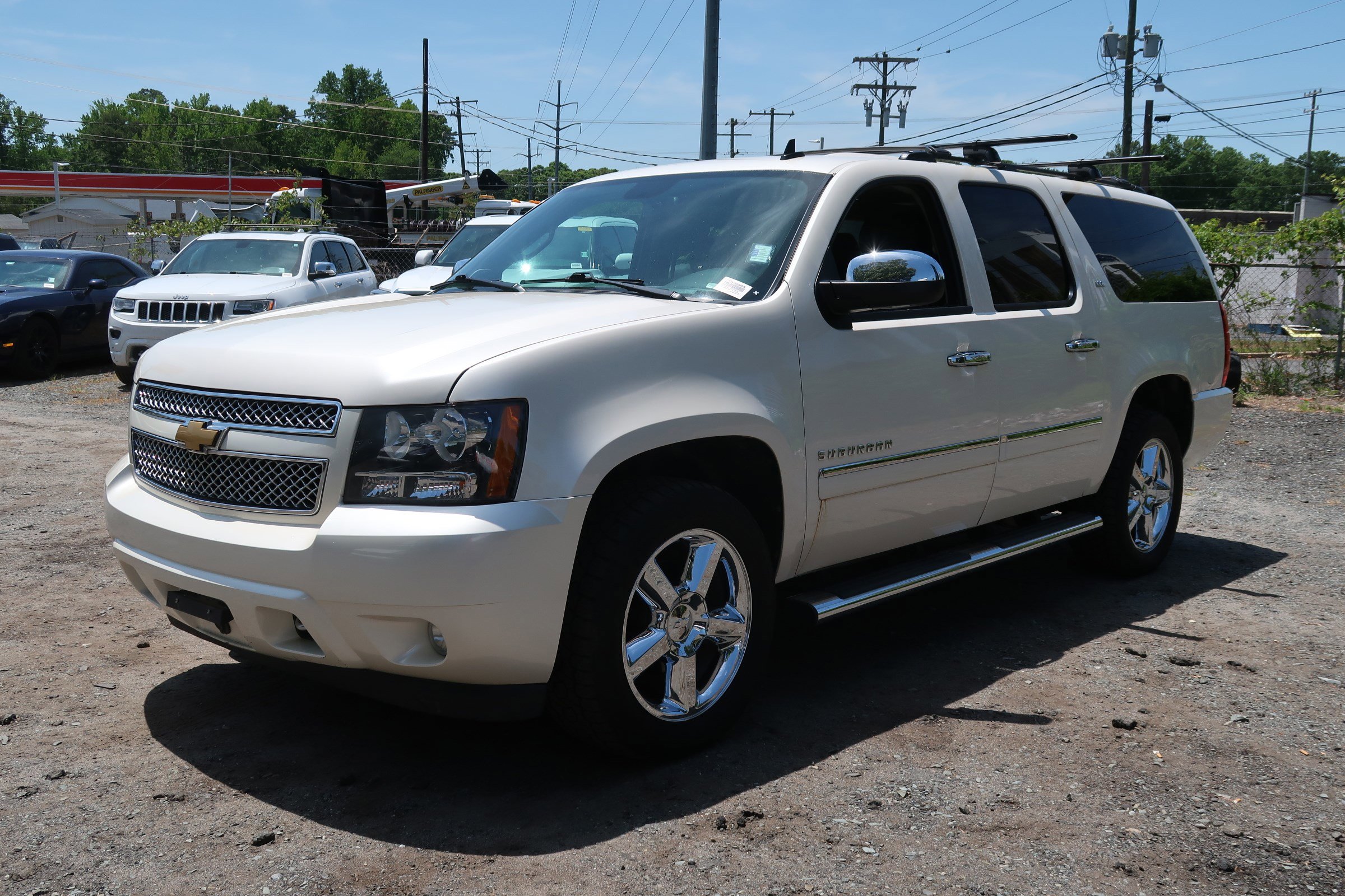 2013 Chevrolet Suburban LTZ photo 5