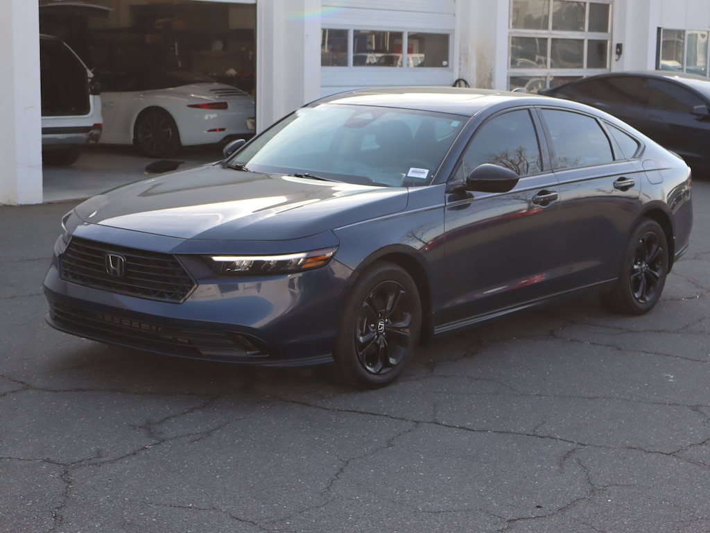 Used 2025 Honda Accord SE Sedan
