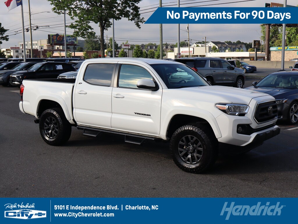 Used 2023 Toyota Tacoma 4WD SR5 Pickup