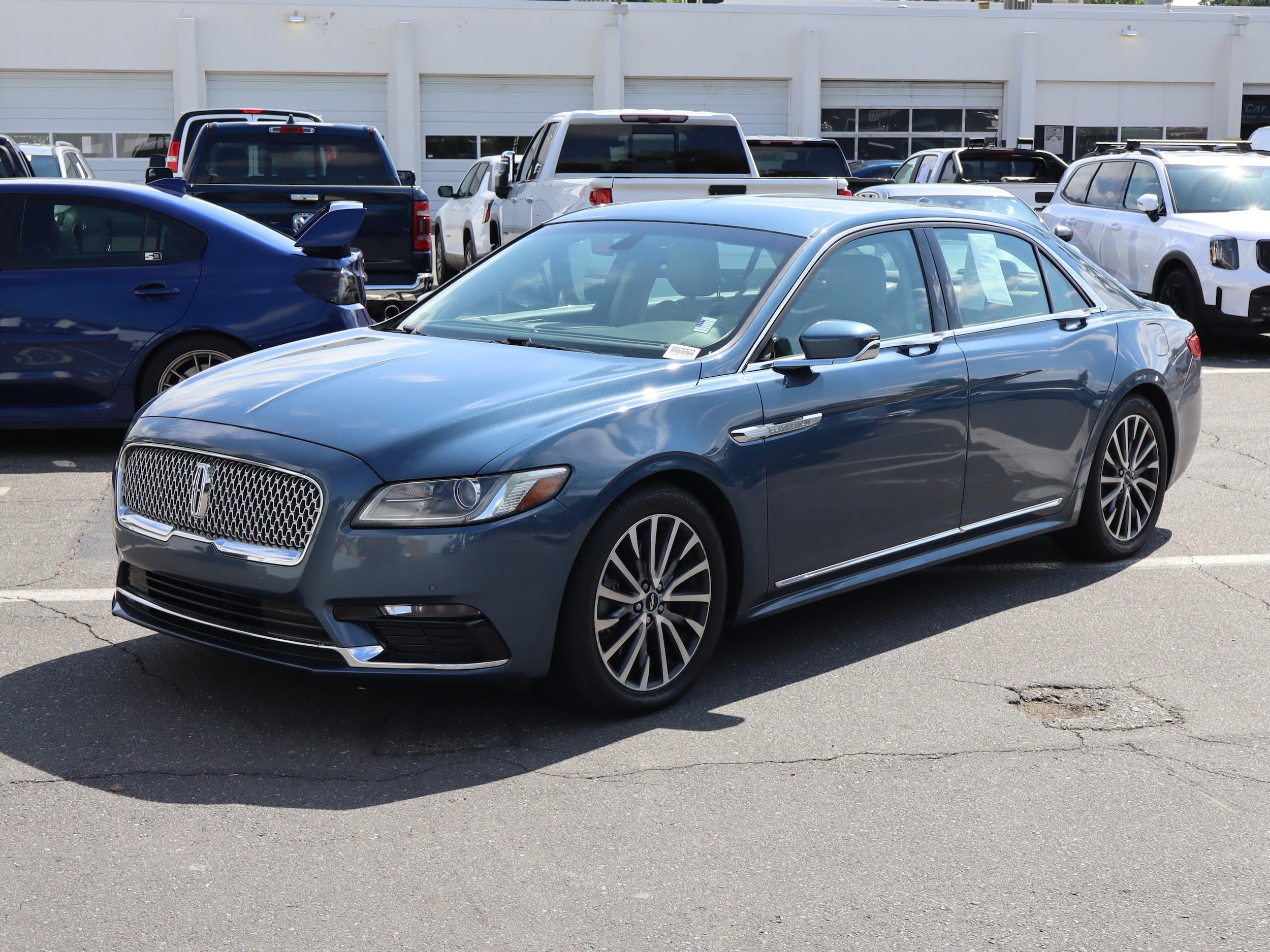 Lincoln Continental Select