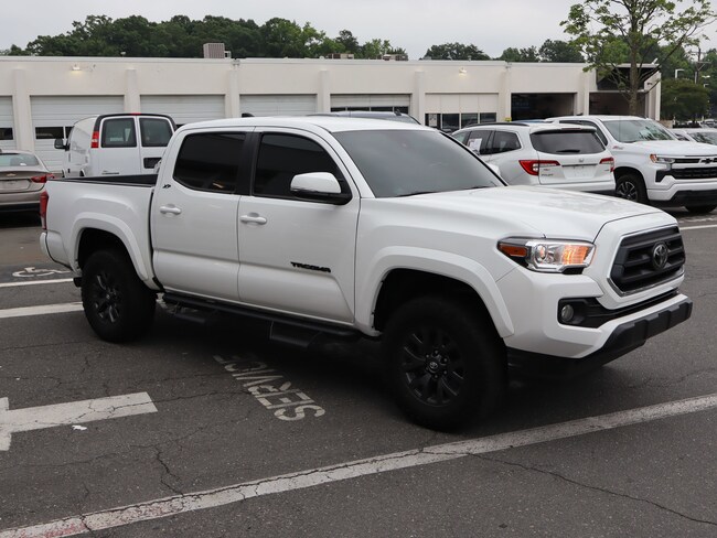 2023 Toyota Tacoma 4WD SR5 Pickup