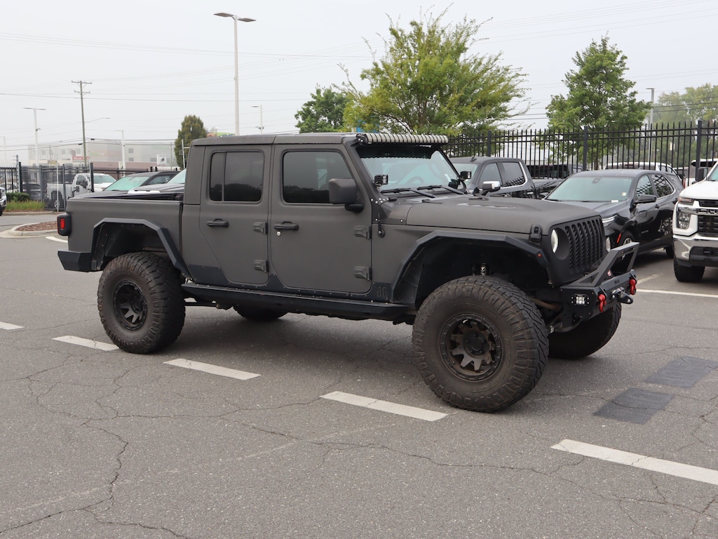 Used 2022 Jeep Gladiator Texas Trail Pickup
