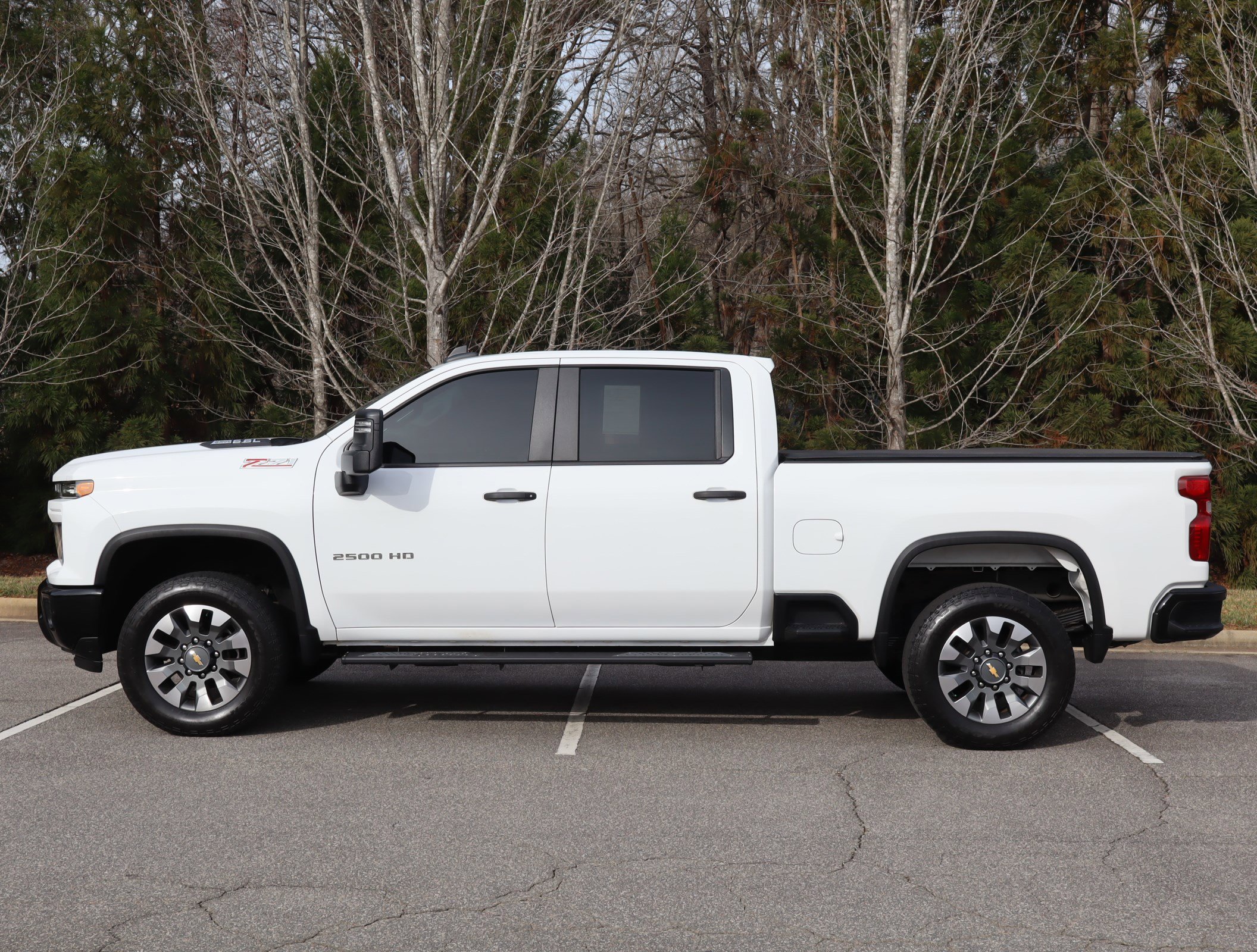 2024 Chevrolet Silverado 2500HD Custom photo 5