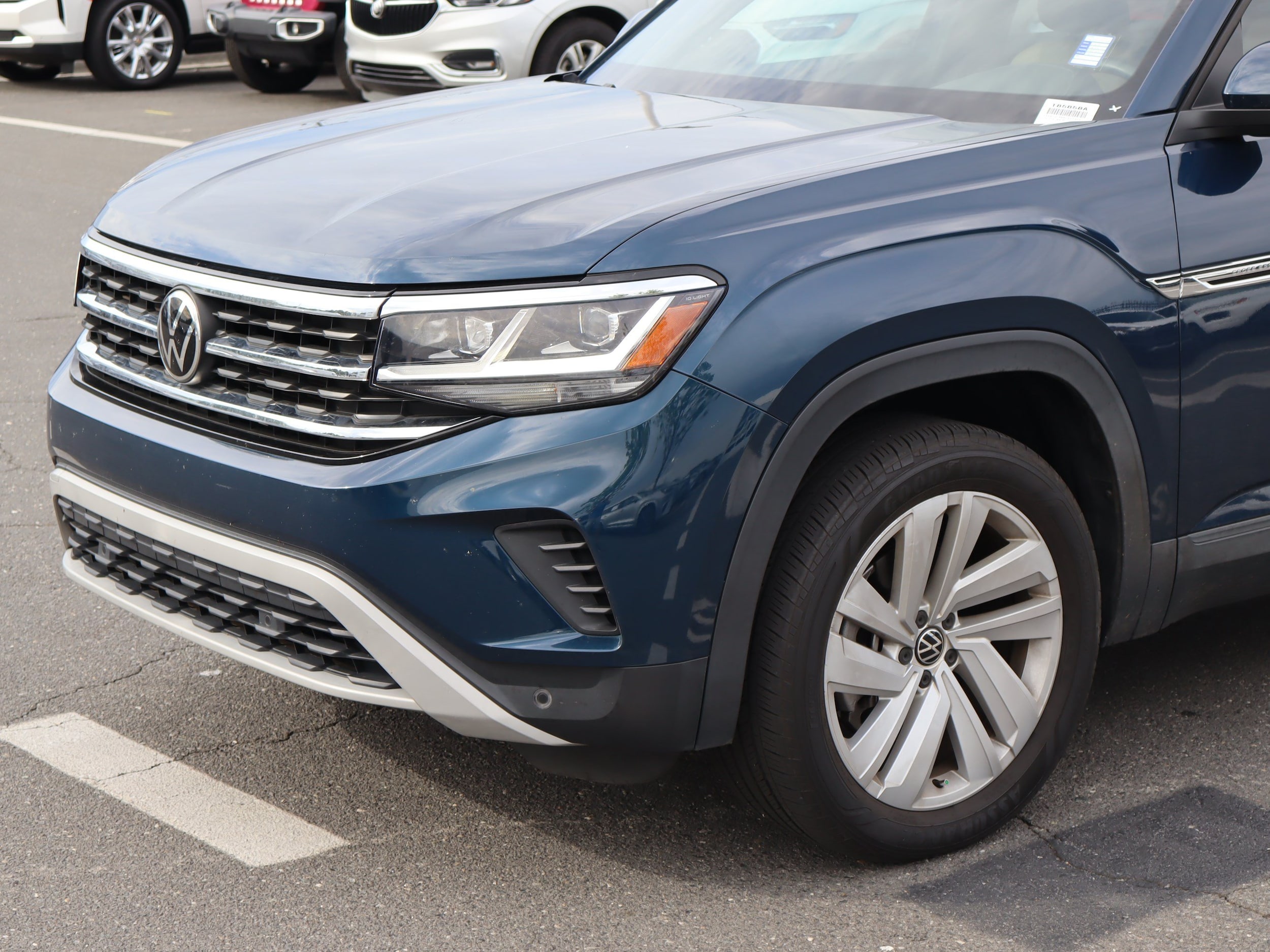 Volkswagen Atlas Cross Sport 2.0T SE W/Technology