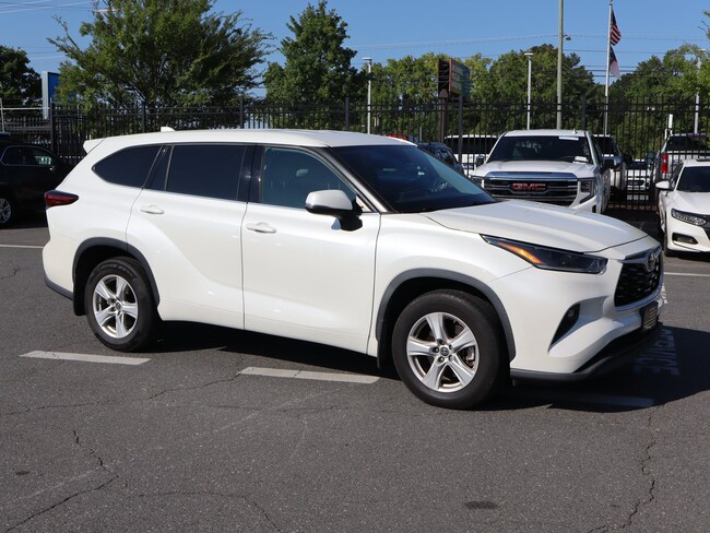2021 Toyota Highlander LE SUV