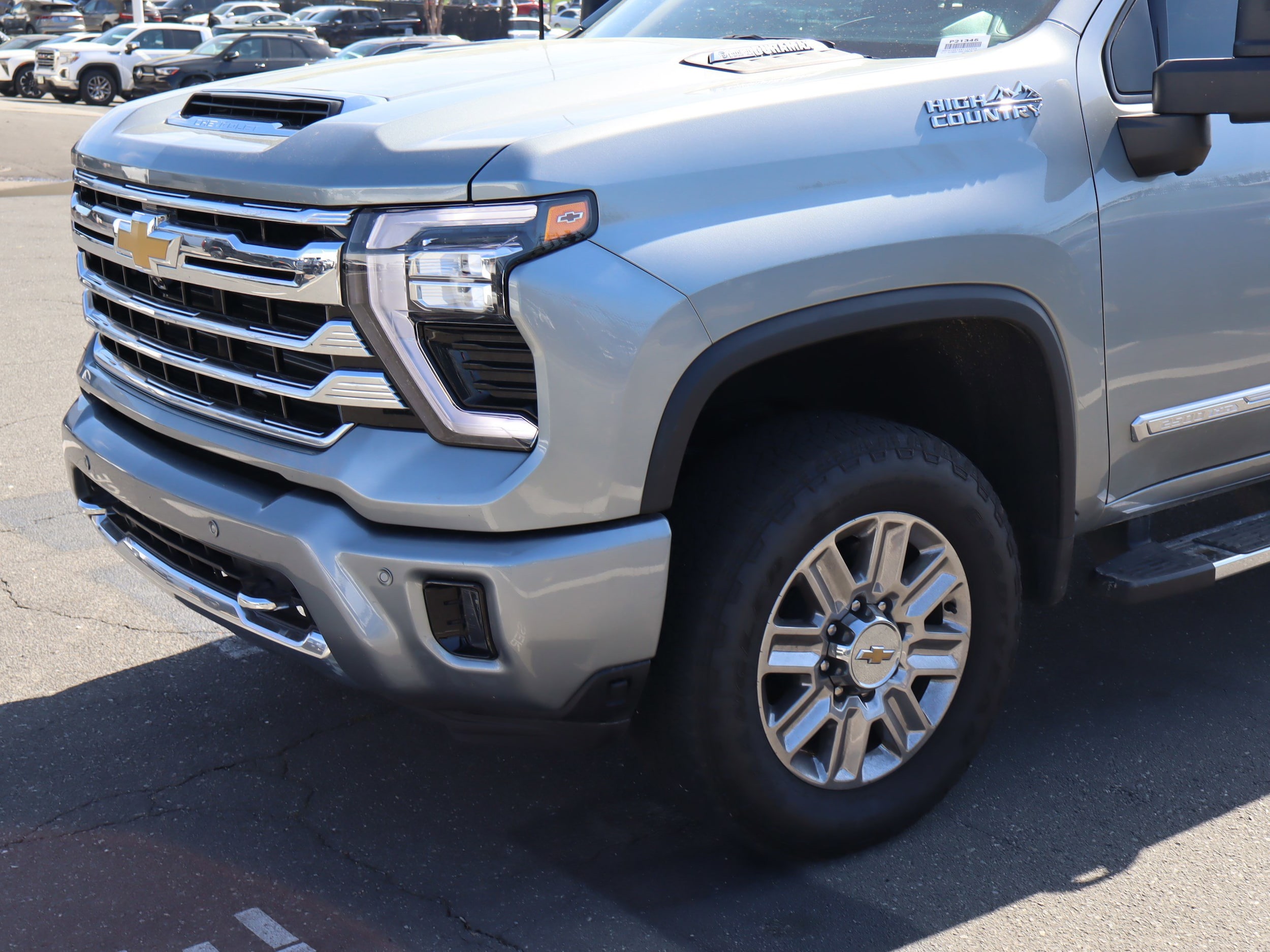 2024 Chevrolet Silverado 2500HD High Country photo 4