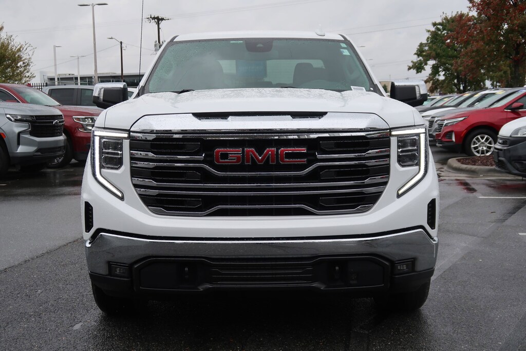 Used 2022 GMC Sierra 1500 SLT Pickup
