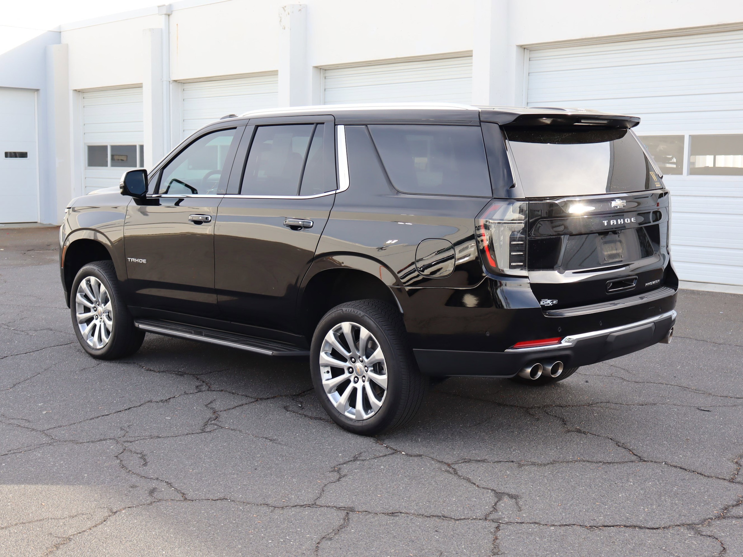 2025 Chevrolet Tahoe Premier photo 6