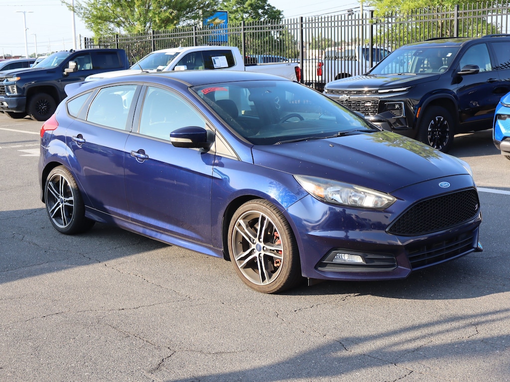 Used 2017 Ford Focus ST Hatchback