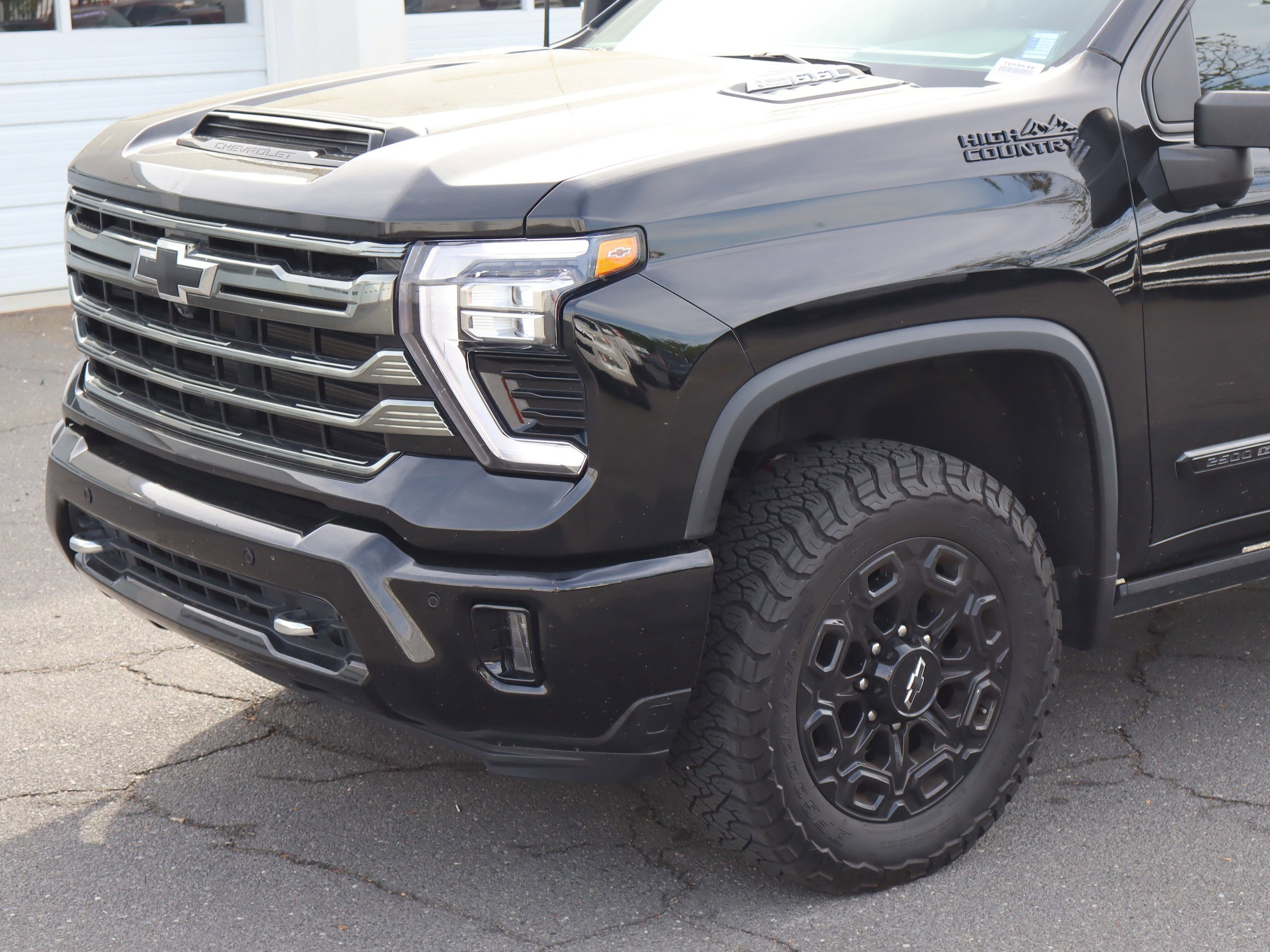 2024 Chevrolet Silverado 2500HD High Country photo 4