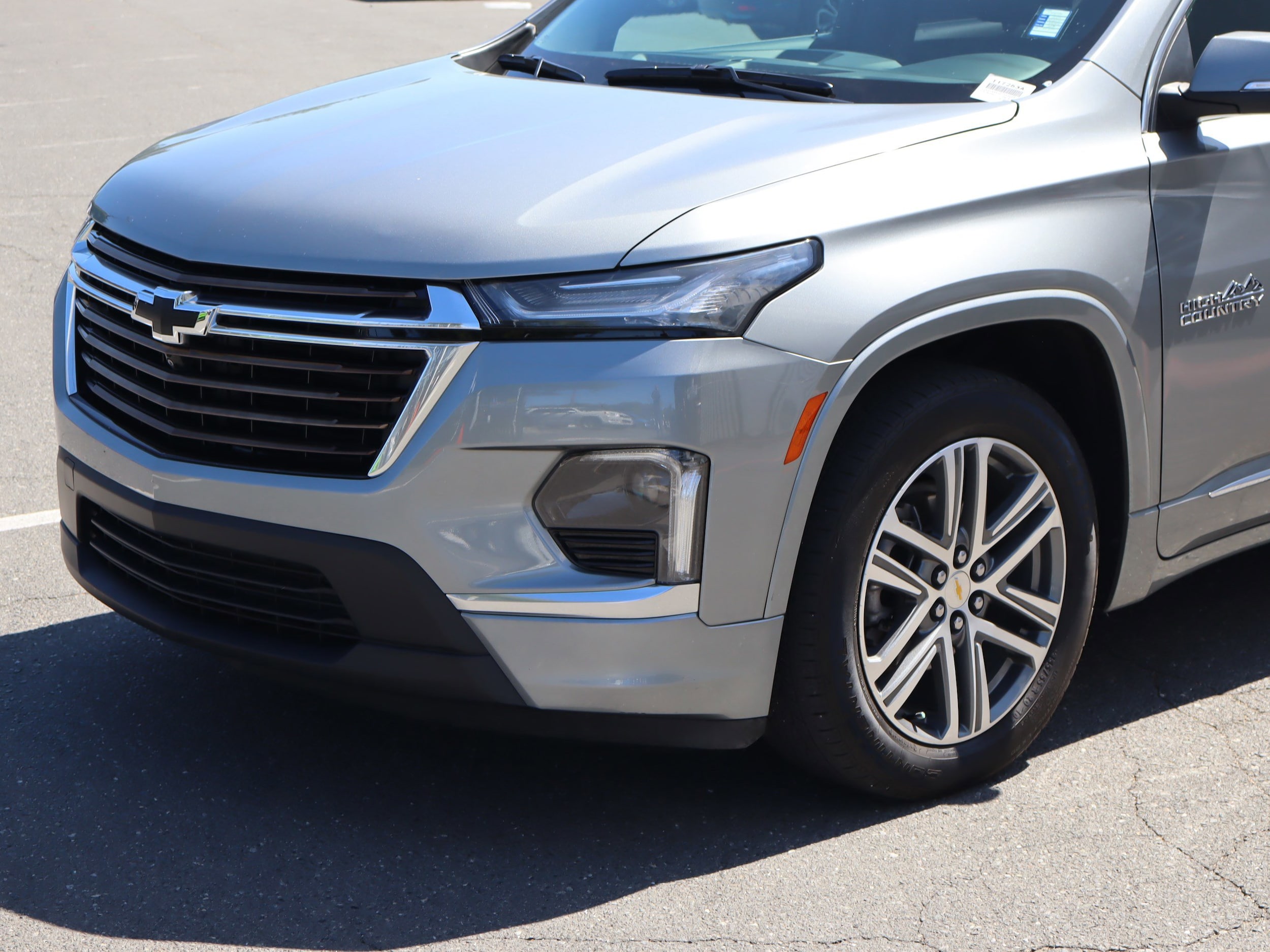 2023 Chevrolet Traverse High Country photo 5