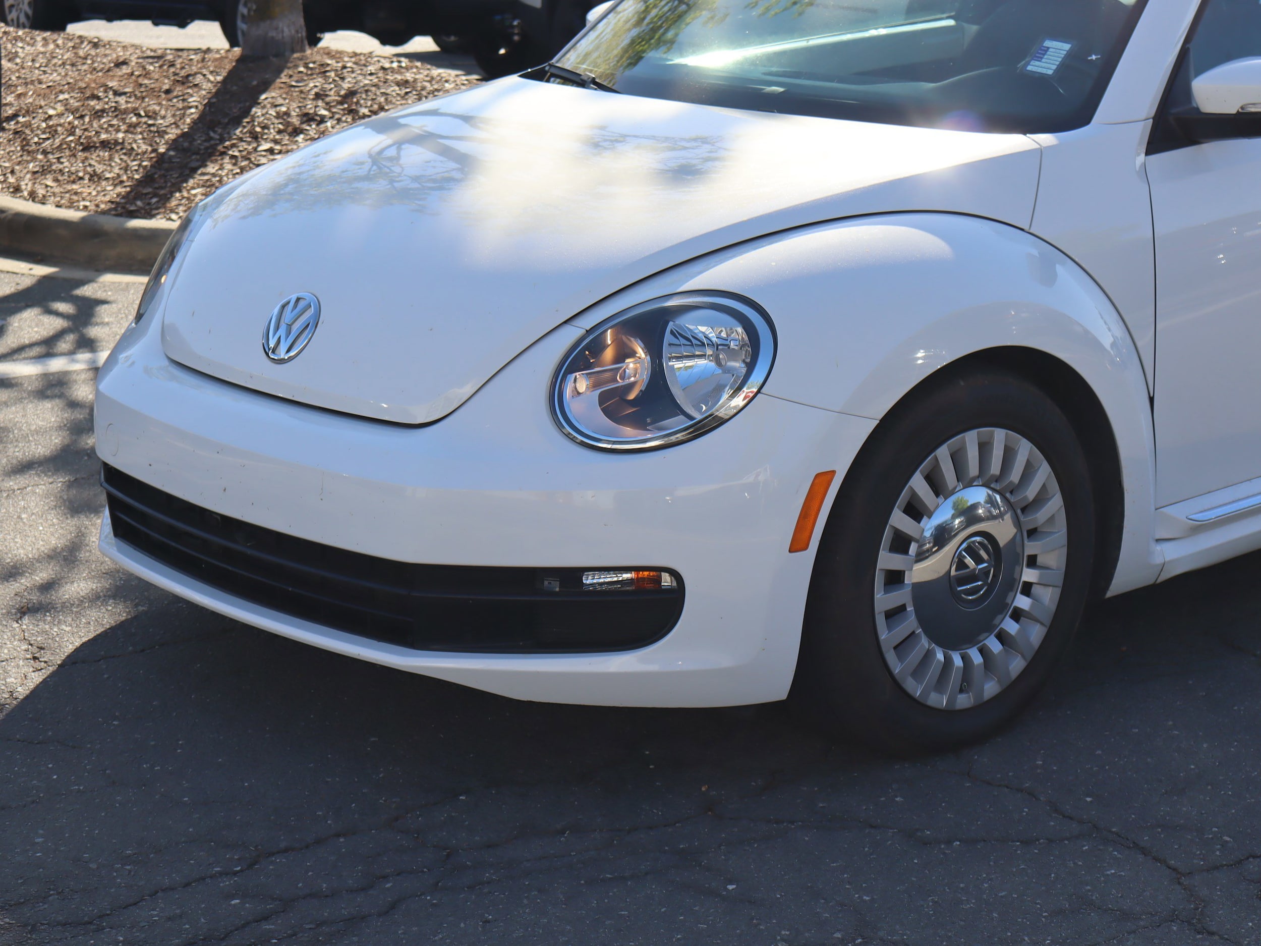 2014 Volkswagen Beetle Coupe 2.5L photo 5