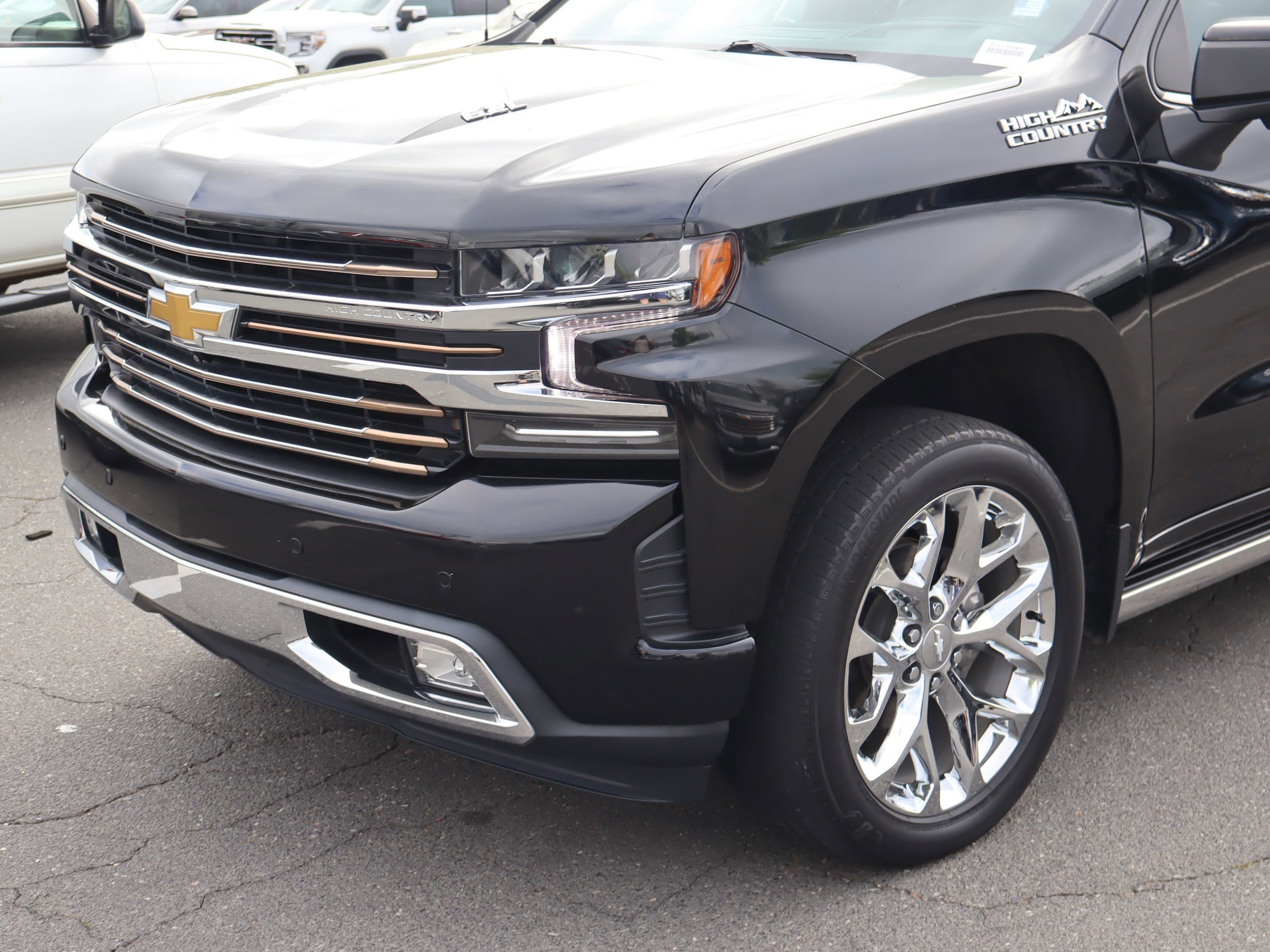 2021 Chevrolet Silverado 1500 High Country photo 4