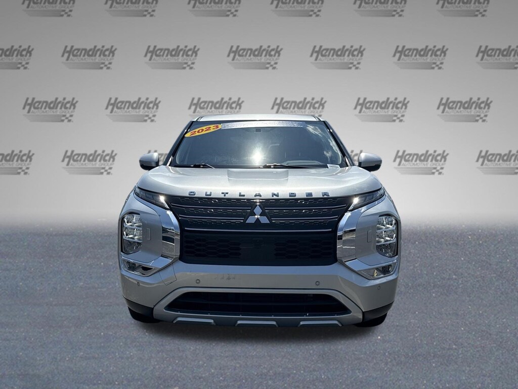 Used 2023 Mitsubishi Outlander SE SUV