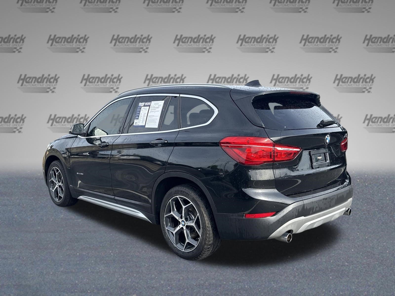 2018 BMW X1 sDrive28i photo 3