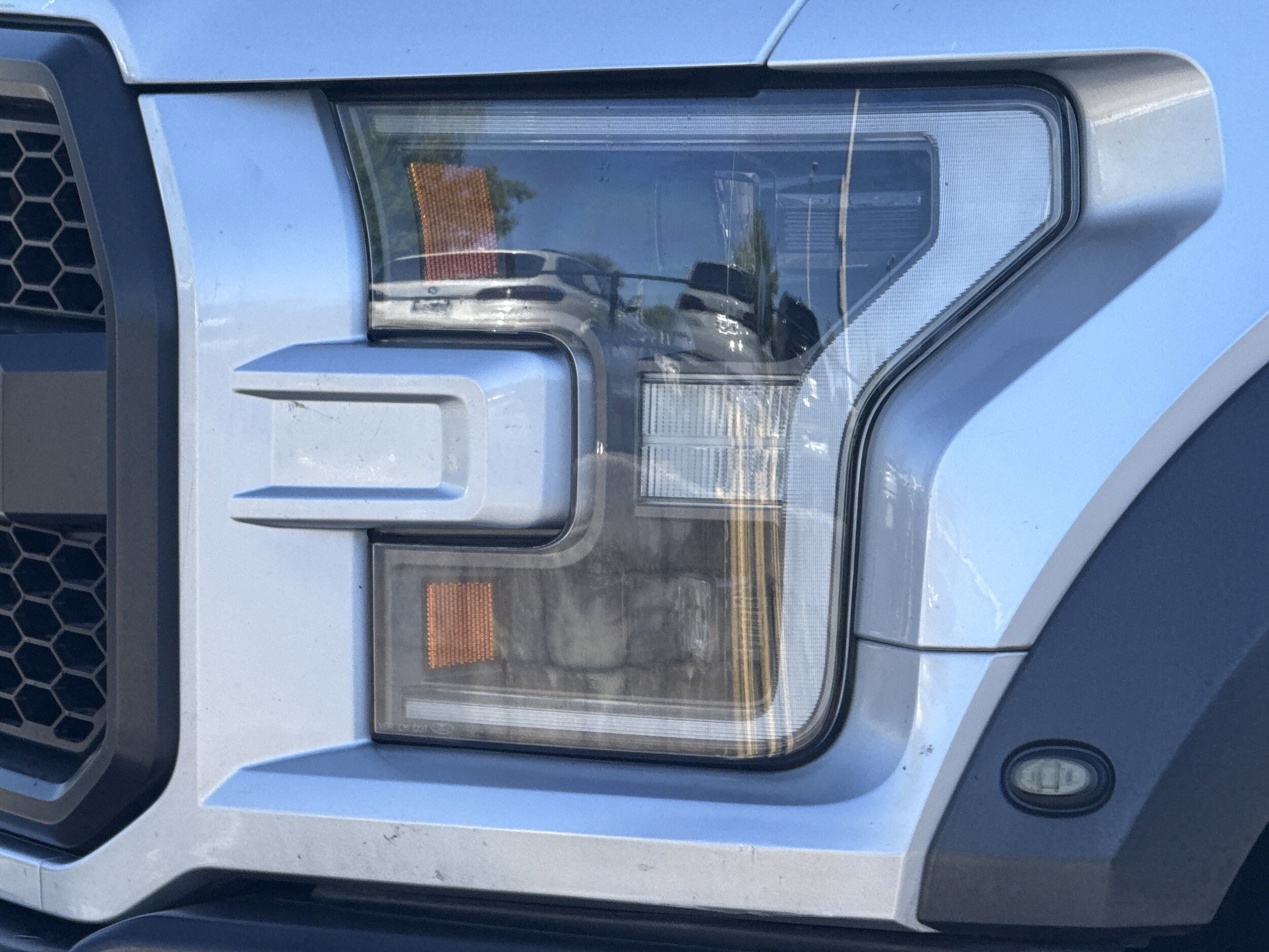 2018 Ford F-150 Raptor photo 4