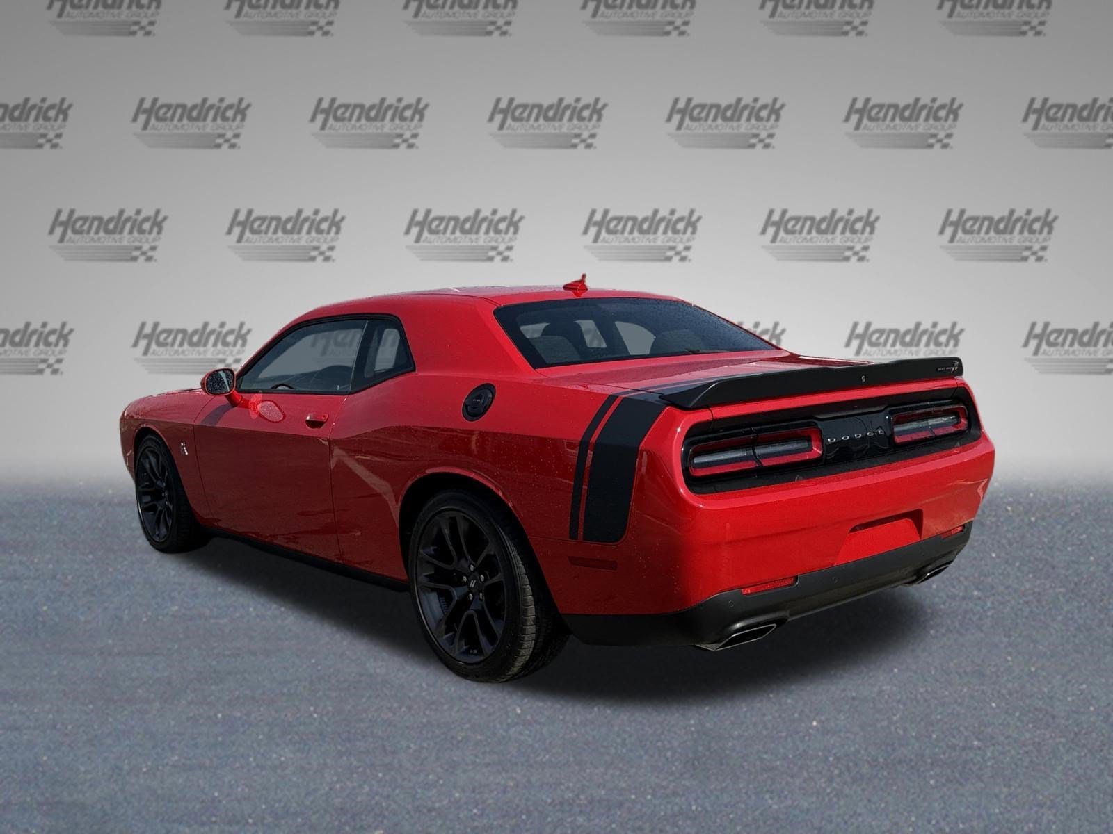 2022 Dodge Challenger R/T Scat Pack photo 6