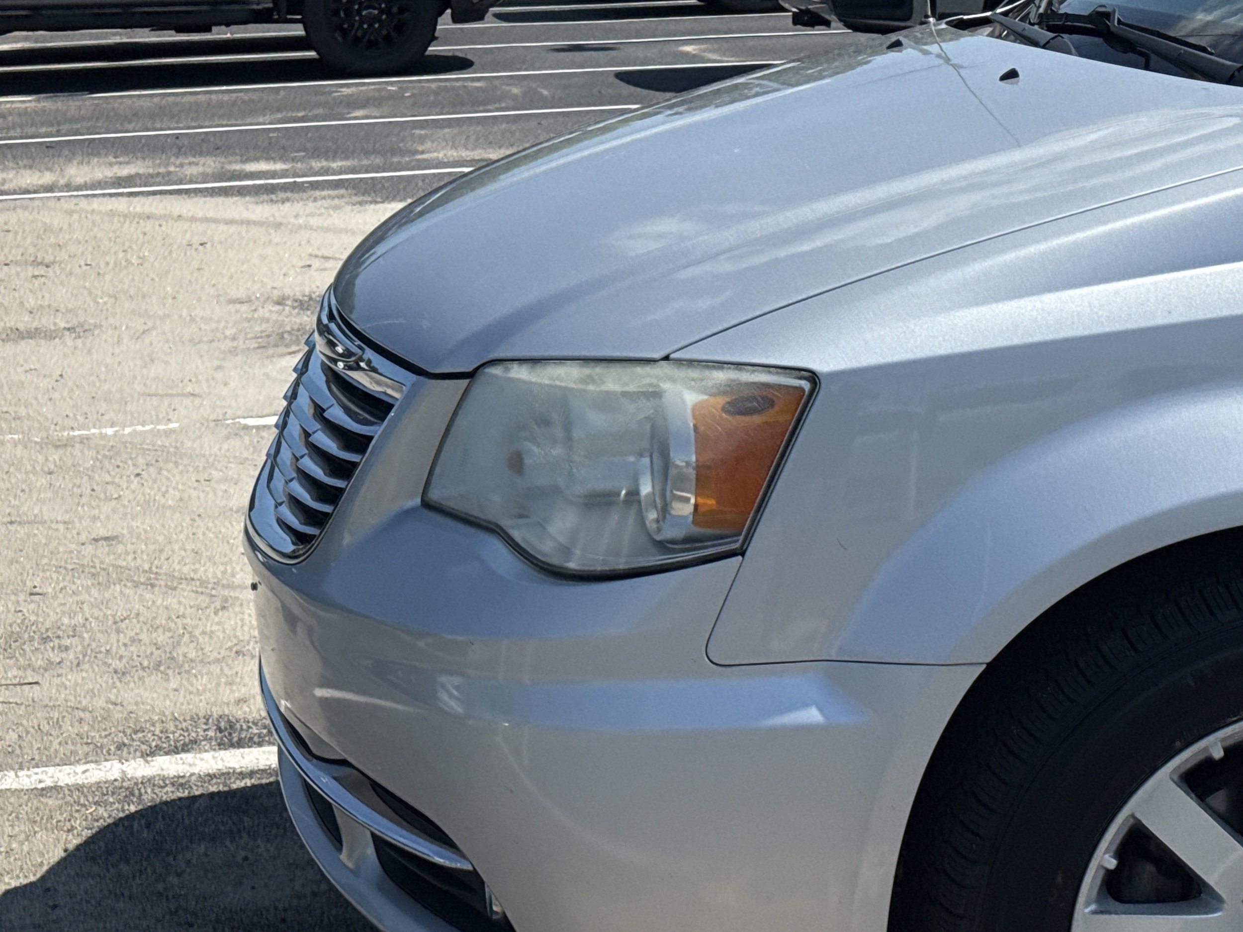 Chrysler Town & Country Touring-L