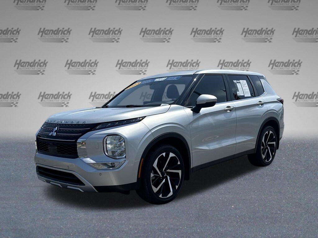 Used 2023 Mitsubishi Outlander SE SUV