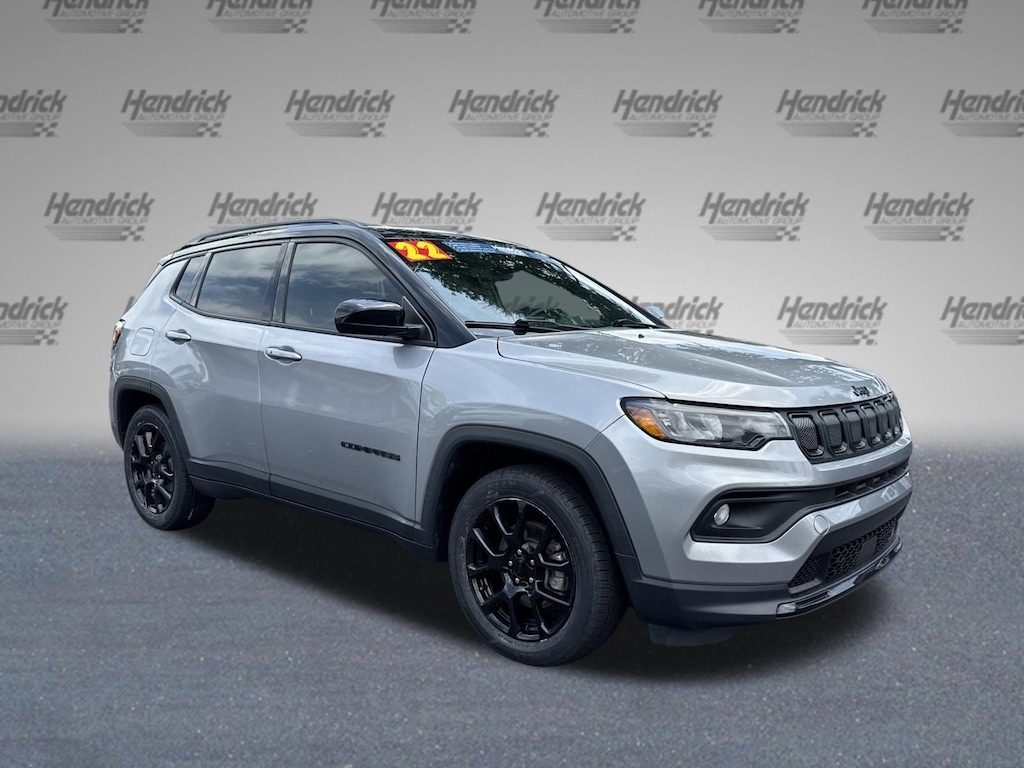 Used 2022 Jeep Compass Altitude SUV