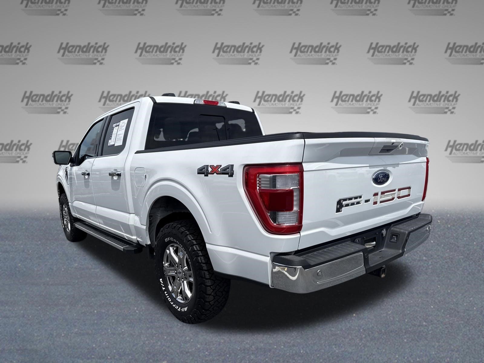 2023 Ford F-150 LARIAT photo 6