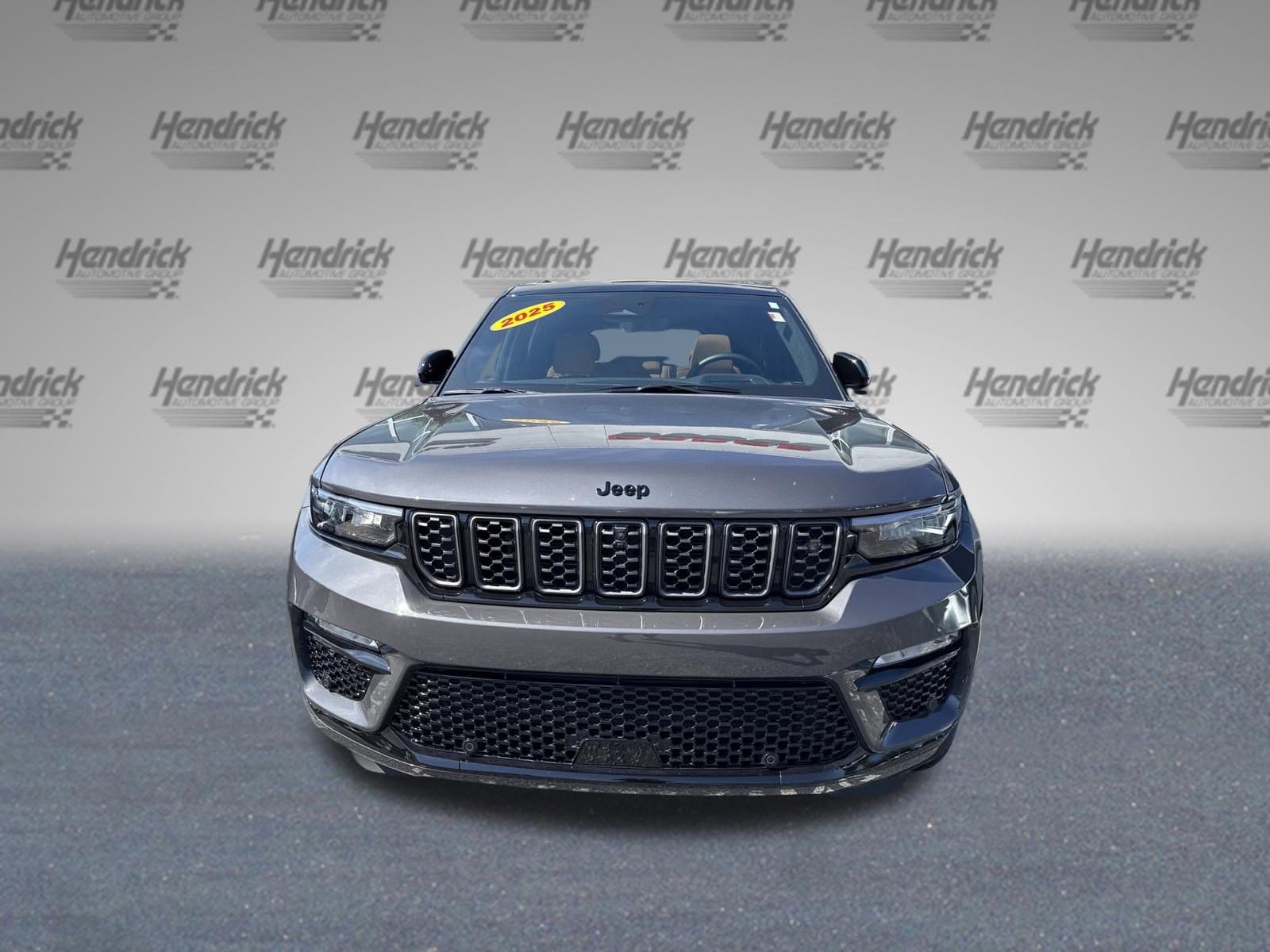 2025 Jeep Grand Cherokee Summit Reserve photo 2