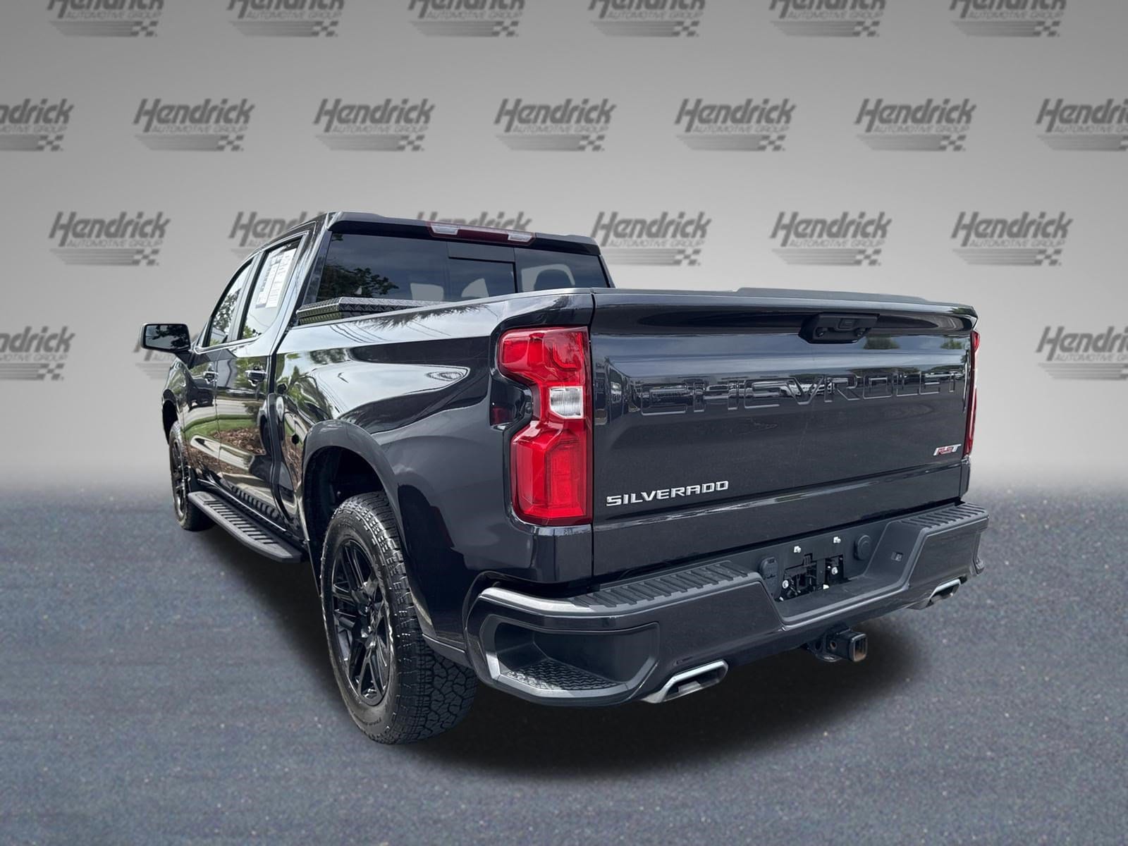 2024 Chevrolet Silverado 1500 RST photo 6