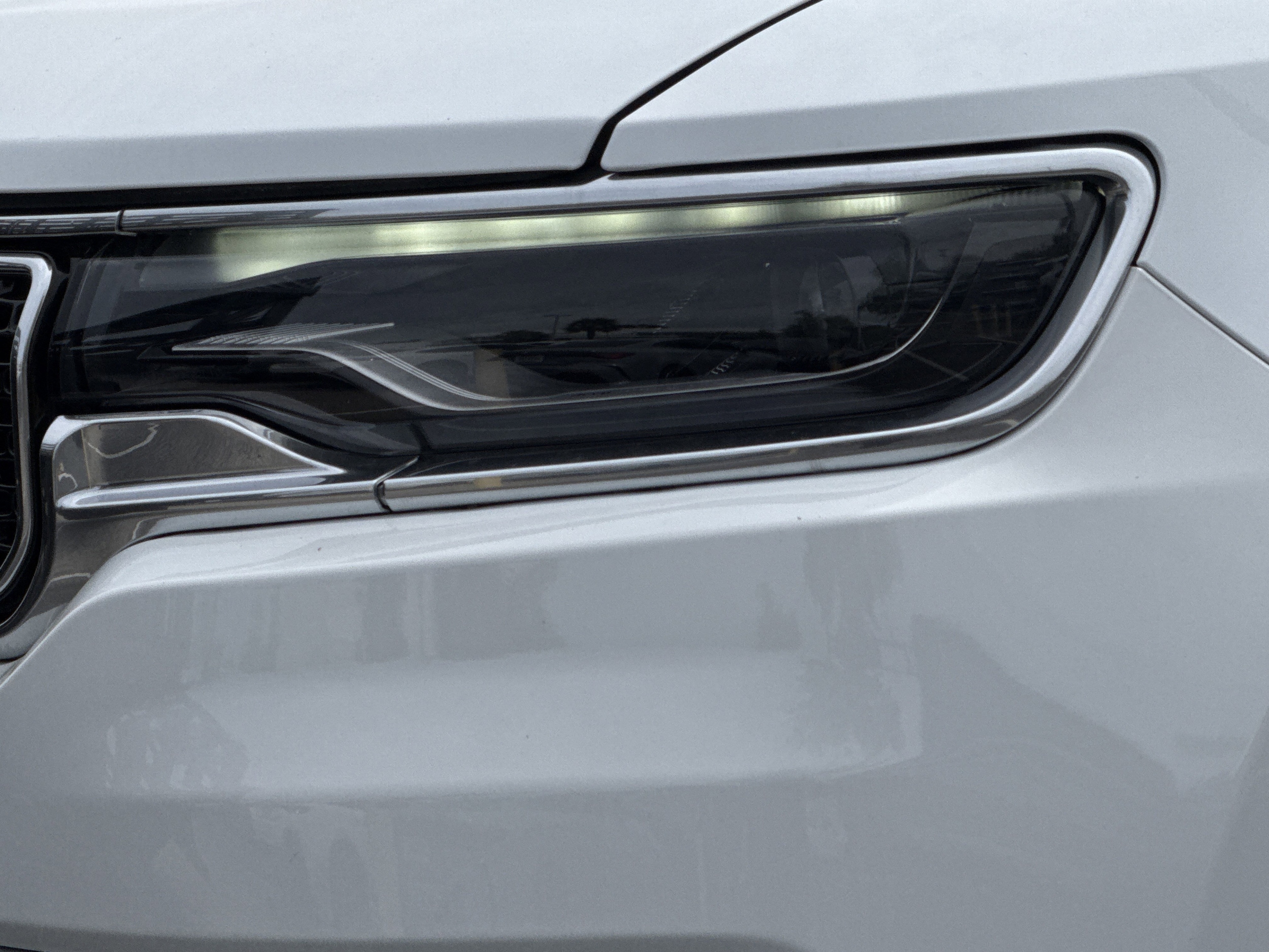 2023 Jeep Wagoneer photo 4