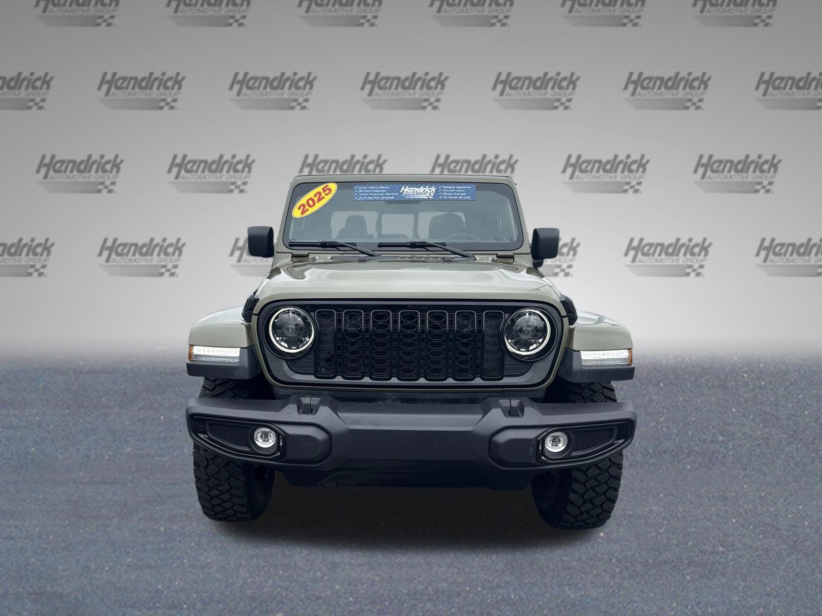 Used 2025 Jeep Gladiator Willys Pickup