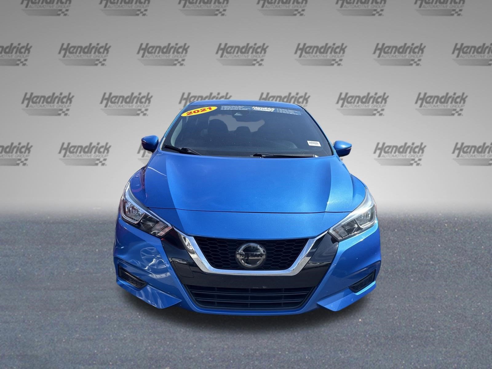 2021 Nissan Versa SV photo 2
