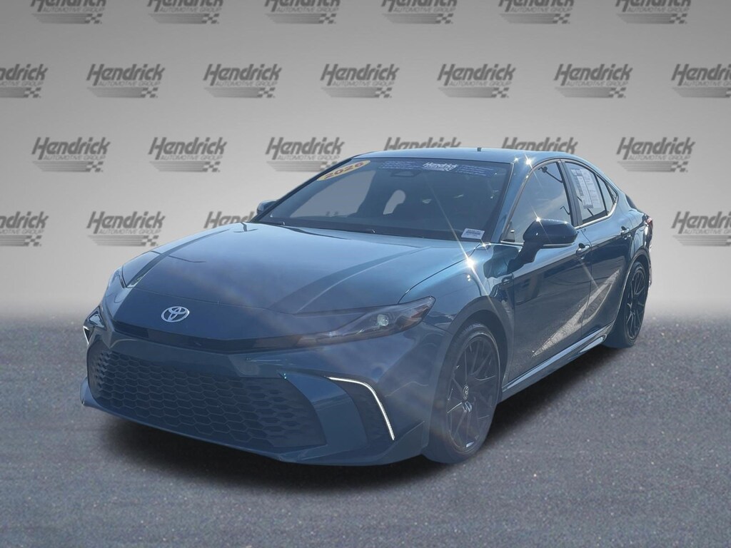 Used 2026 Toyota Camry SE Sedan