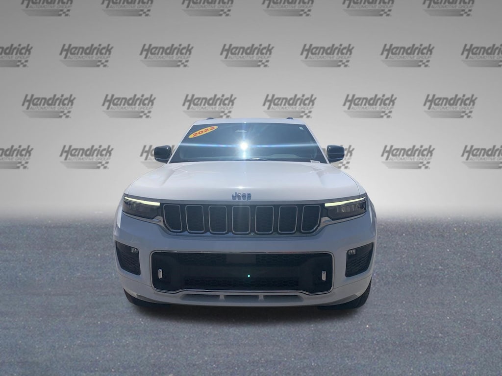 Used 2023 Jeep Grand Cherokee L Overland SUV