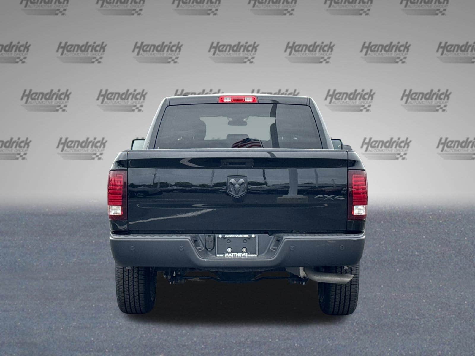 2024 Ram 1500 Classic Warlock photo 3