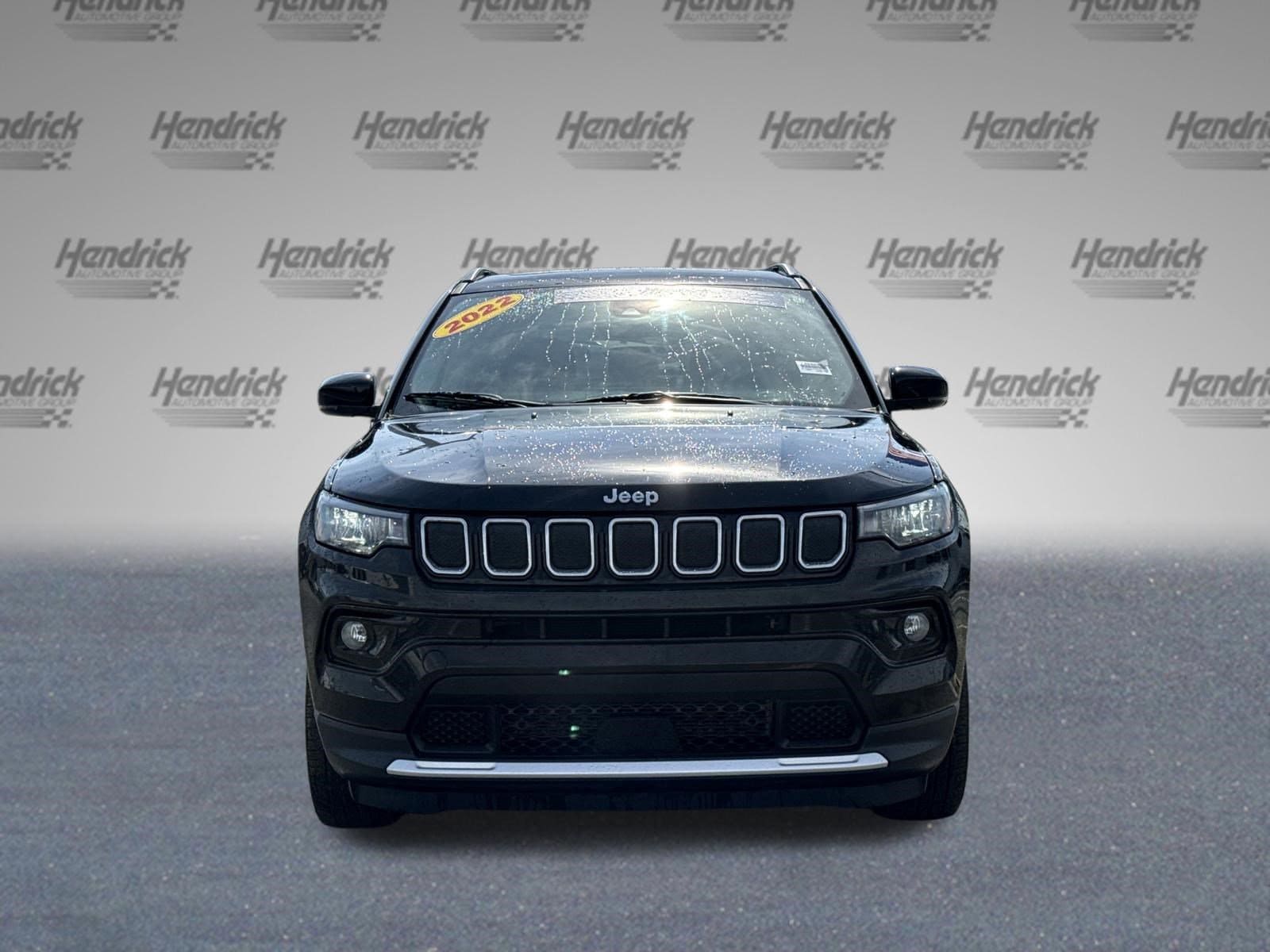 2022 Jeep Compass Limited photo 2