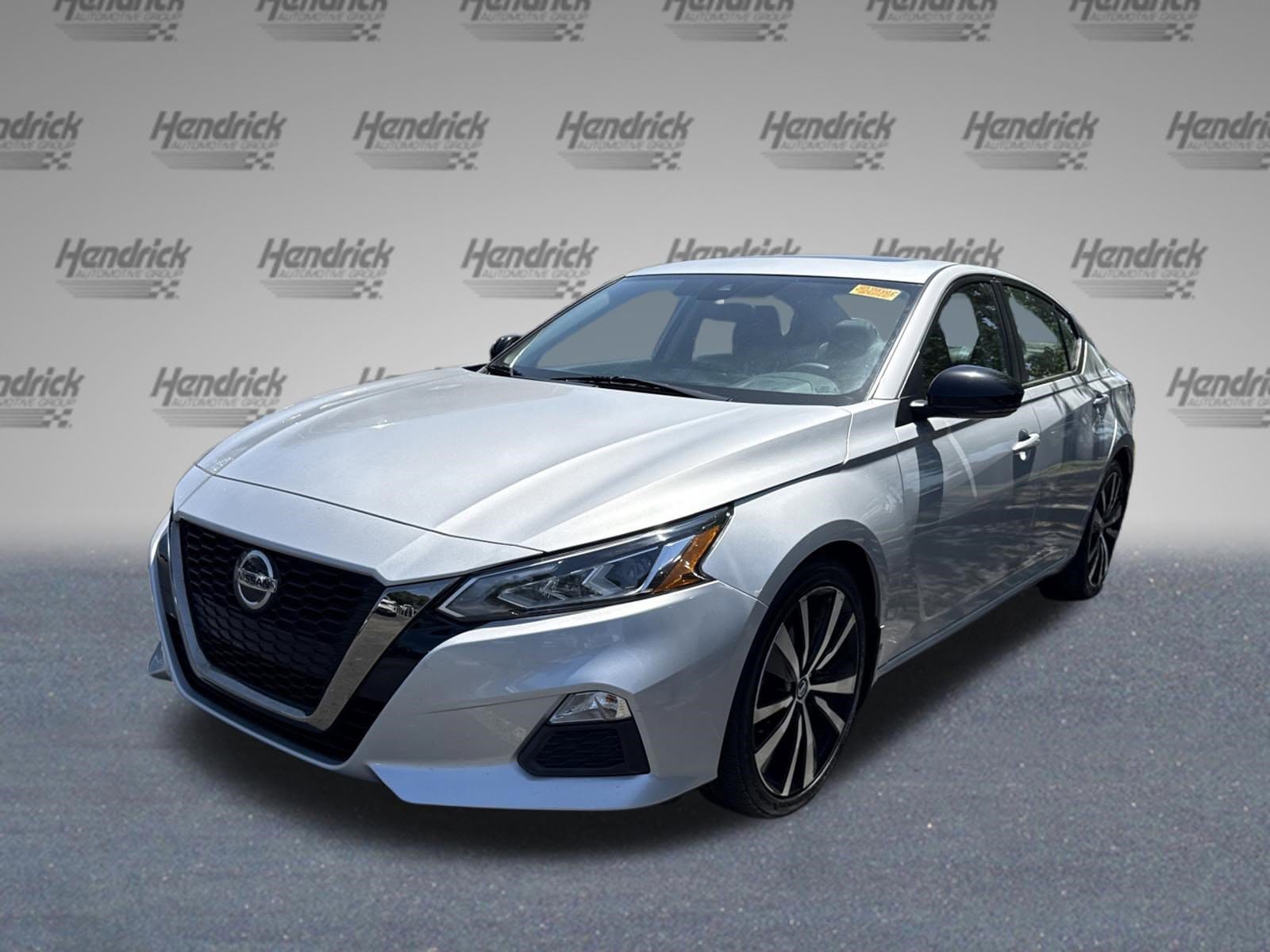 2021 Nissan Altima 2.5 SR photo 5